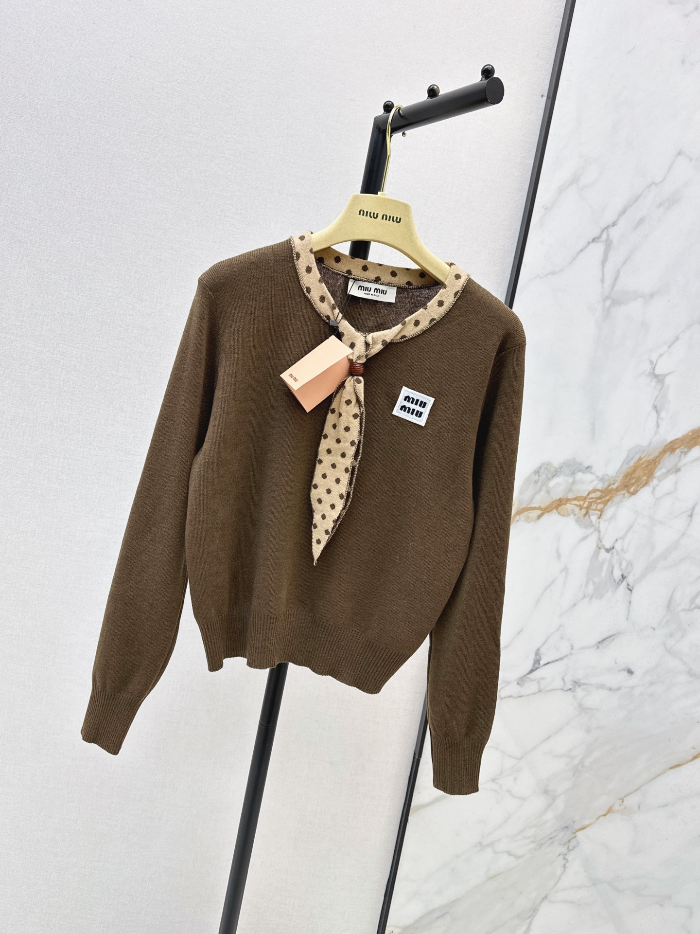Miu 26fw bow tie knit sweater