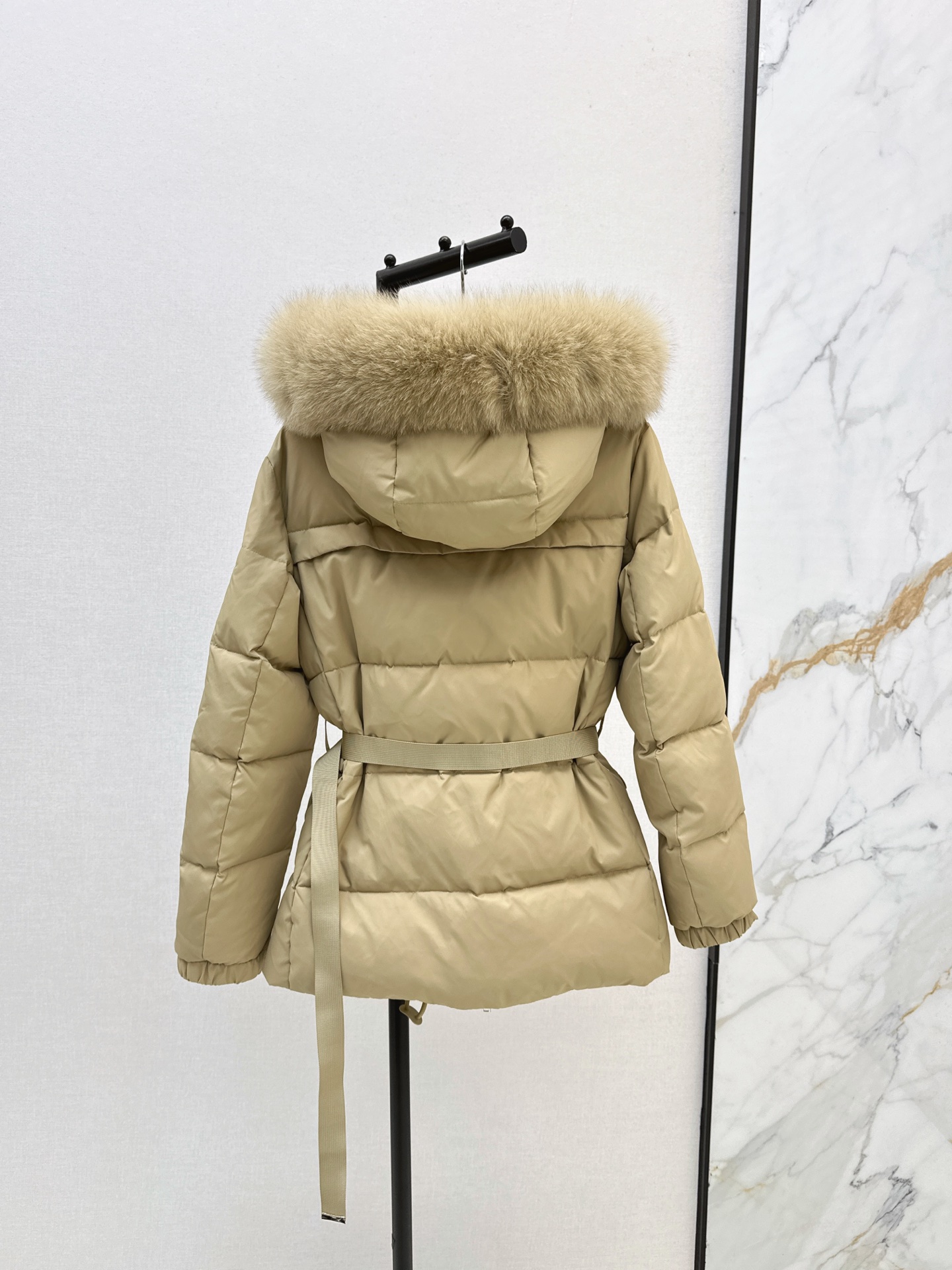 Pra 26fw hooded down jacket