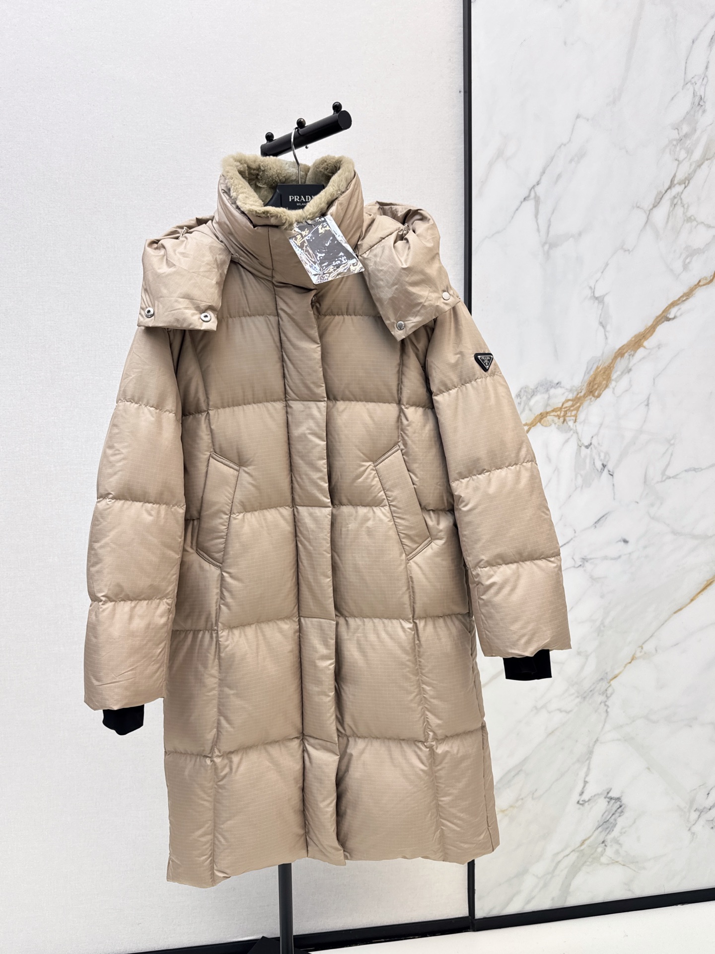 Pra 26fw hooded long down jacket