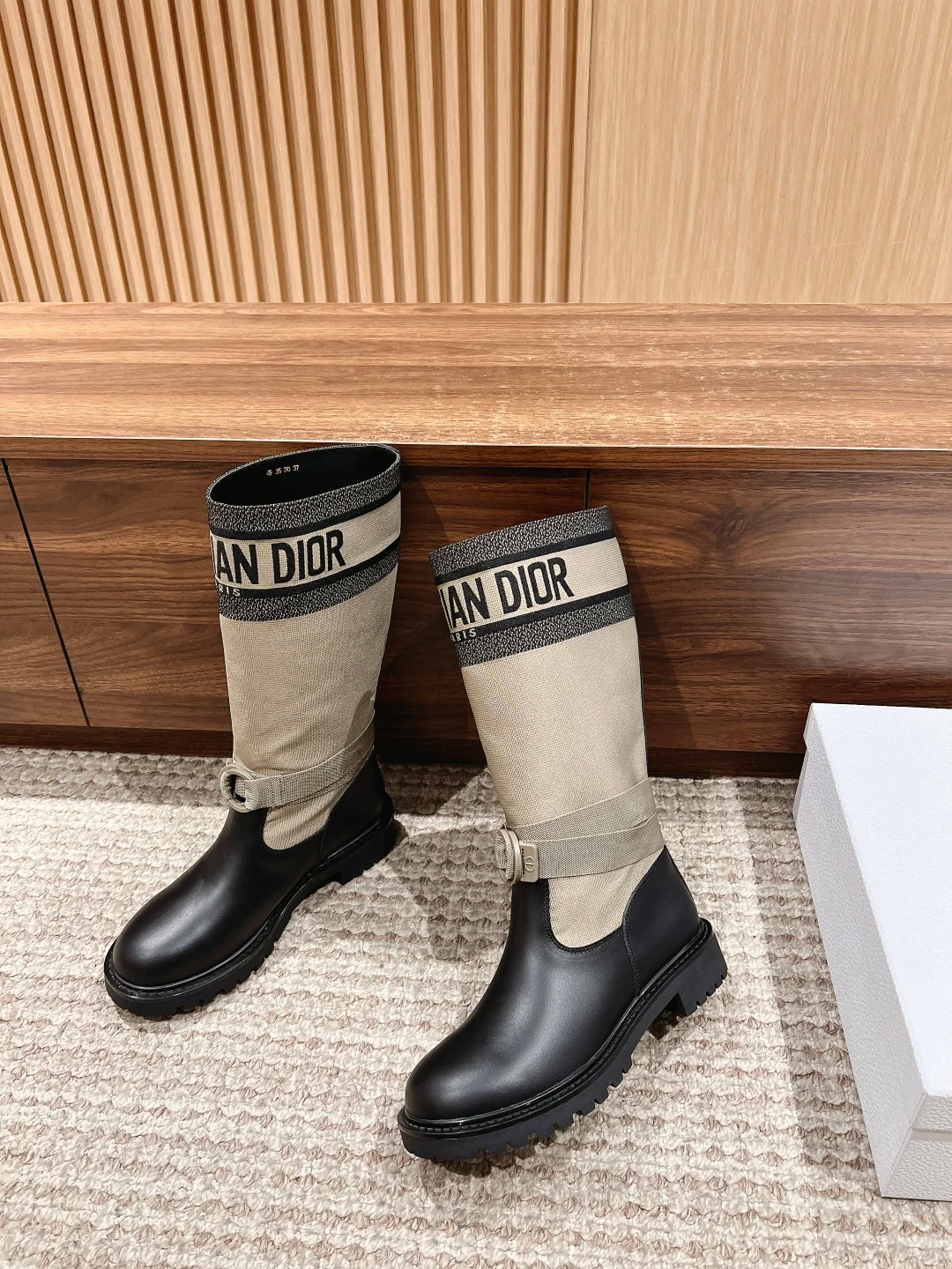 CD 25fw boots
