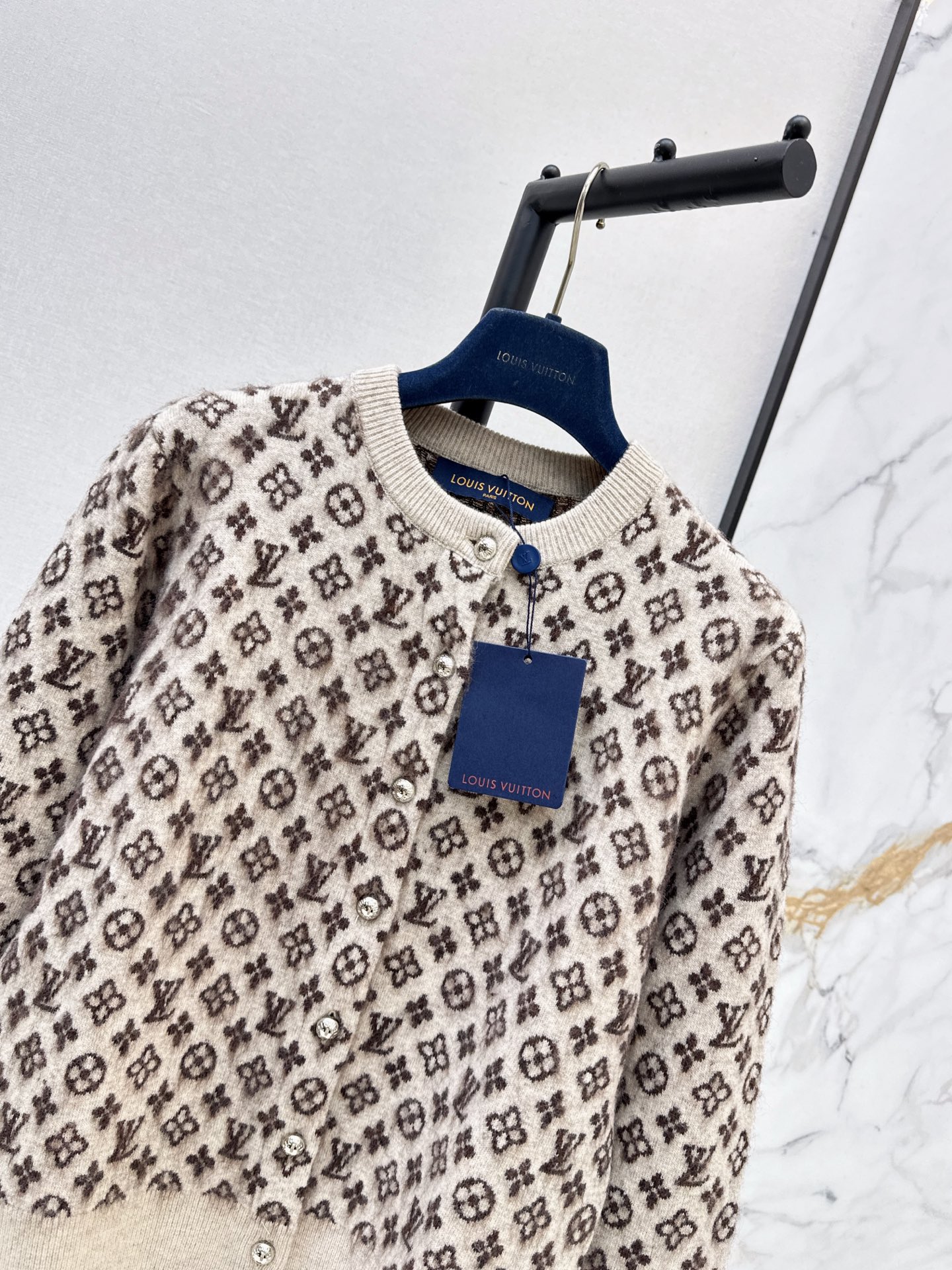 Loui 26fw jacquard knit cardigan