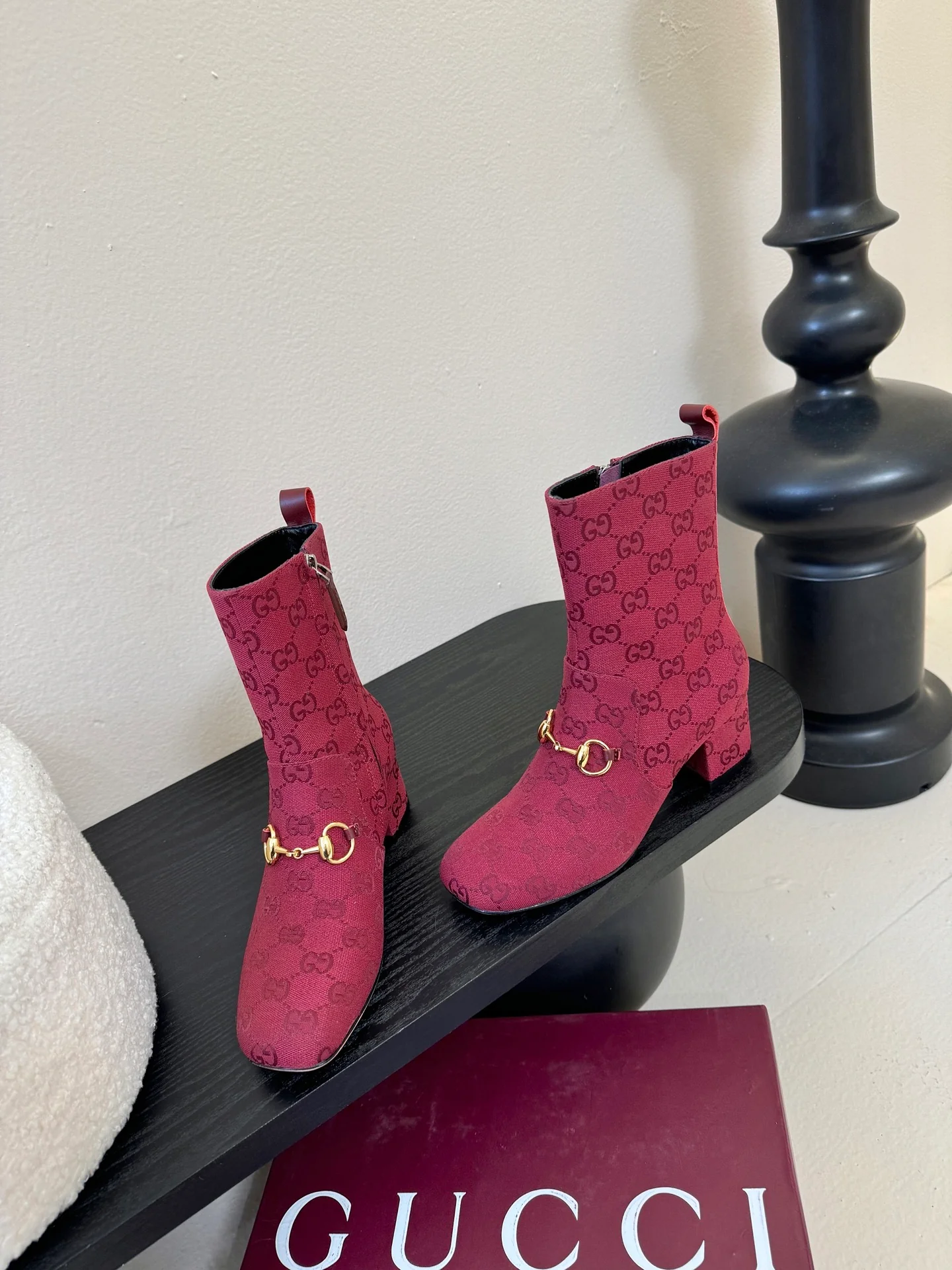 Gucc 25fw ankle boots