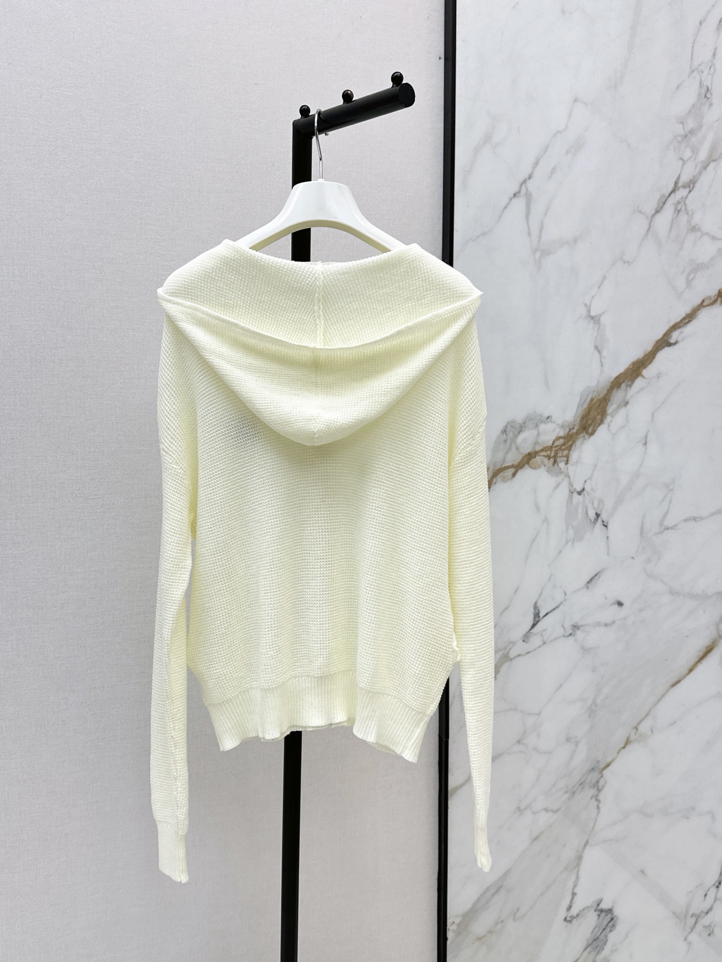 Loe 26fw hooded knit jacket