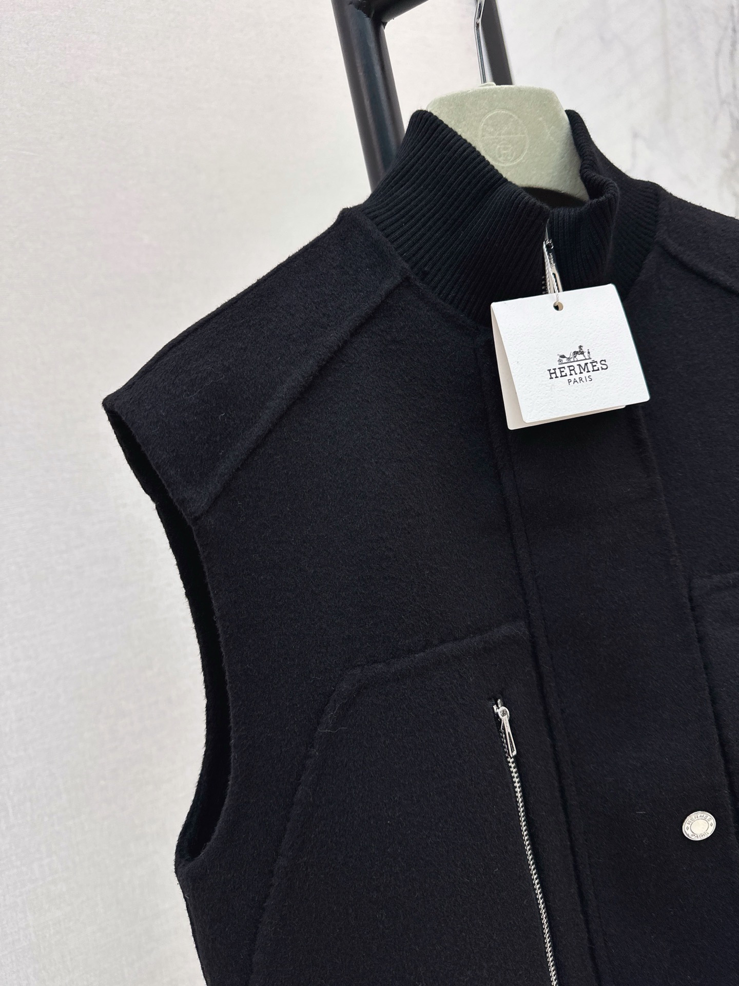Her 26fw woolen vest jacket