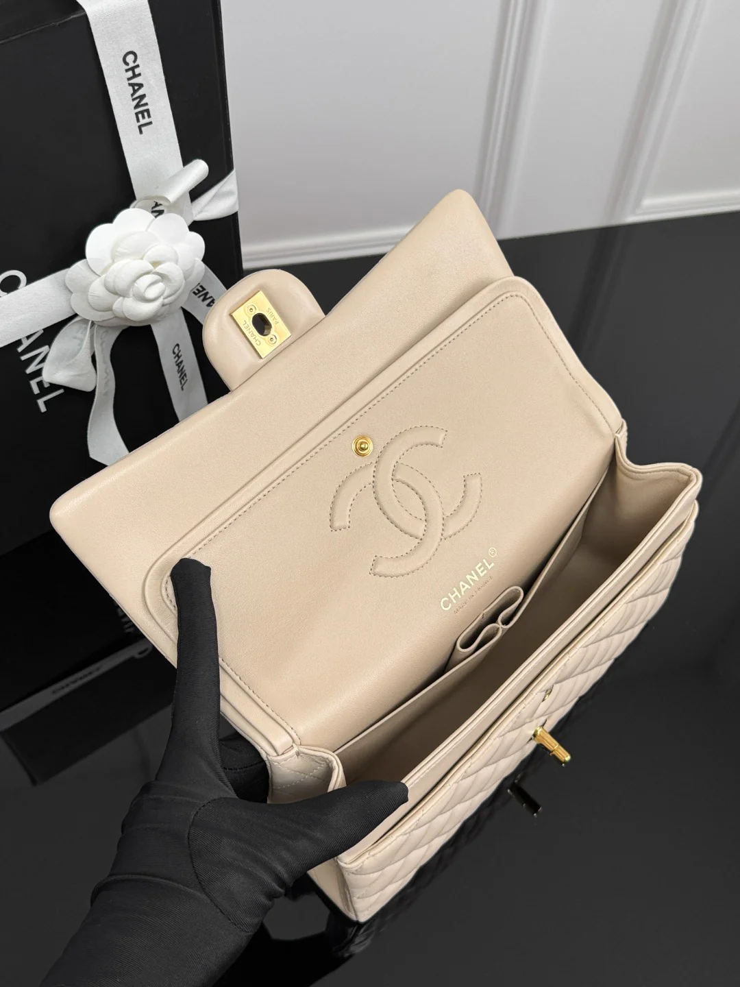 Chan cf25 chain shoulder bag