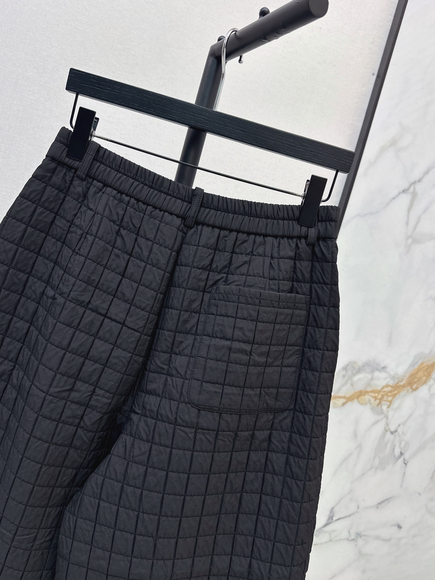 Brun 26fw cropped padded pants