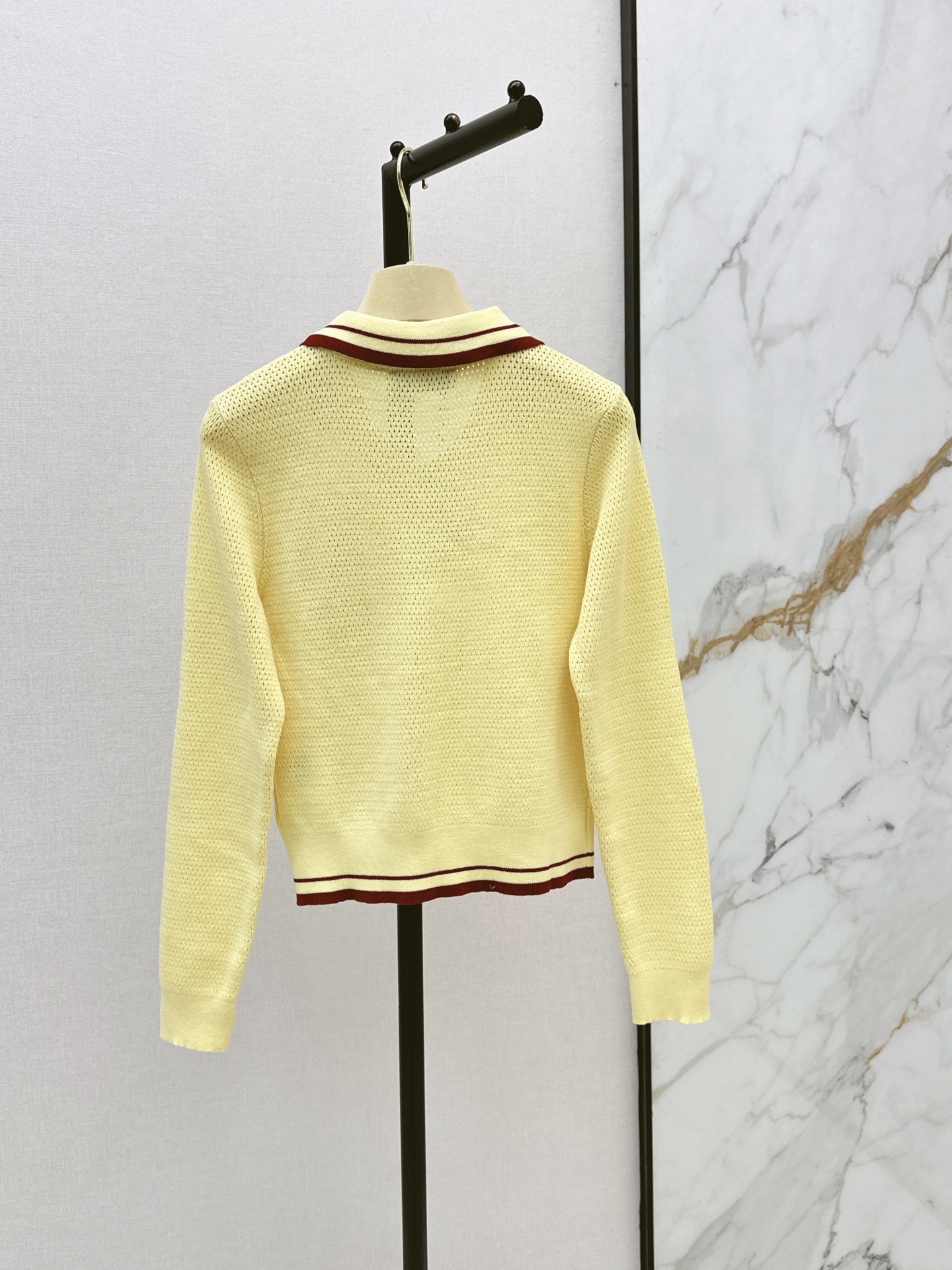 Miu 26fw polo sweater