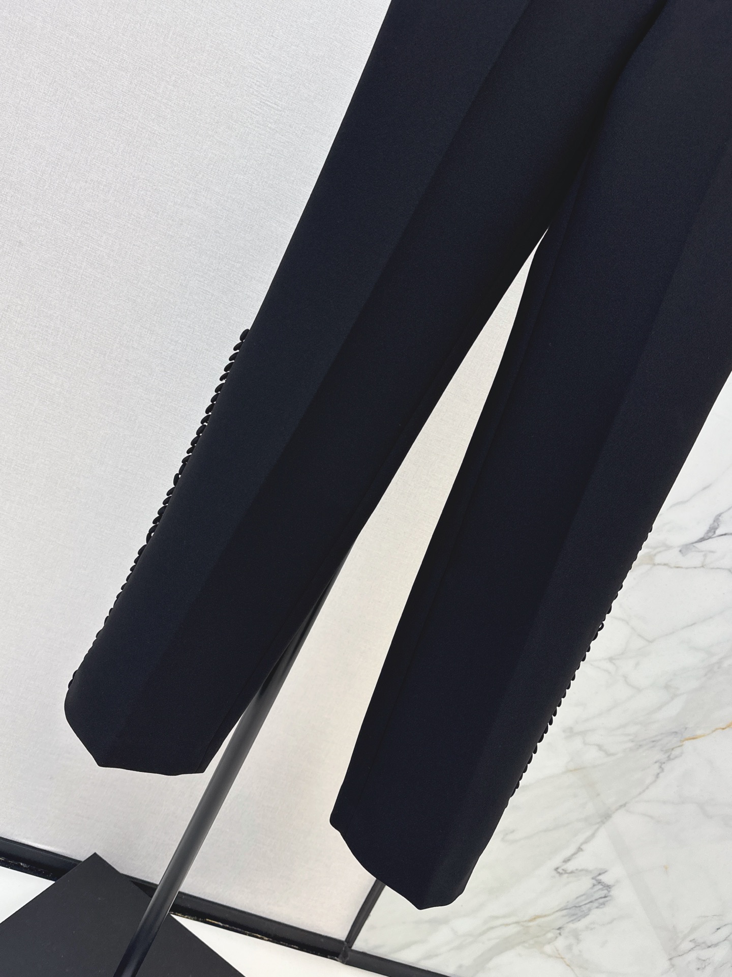 CD 26fw high-waist straight-leg pants
