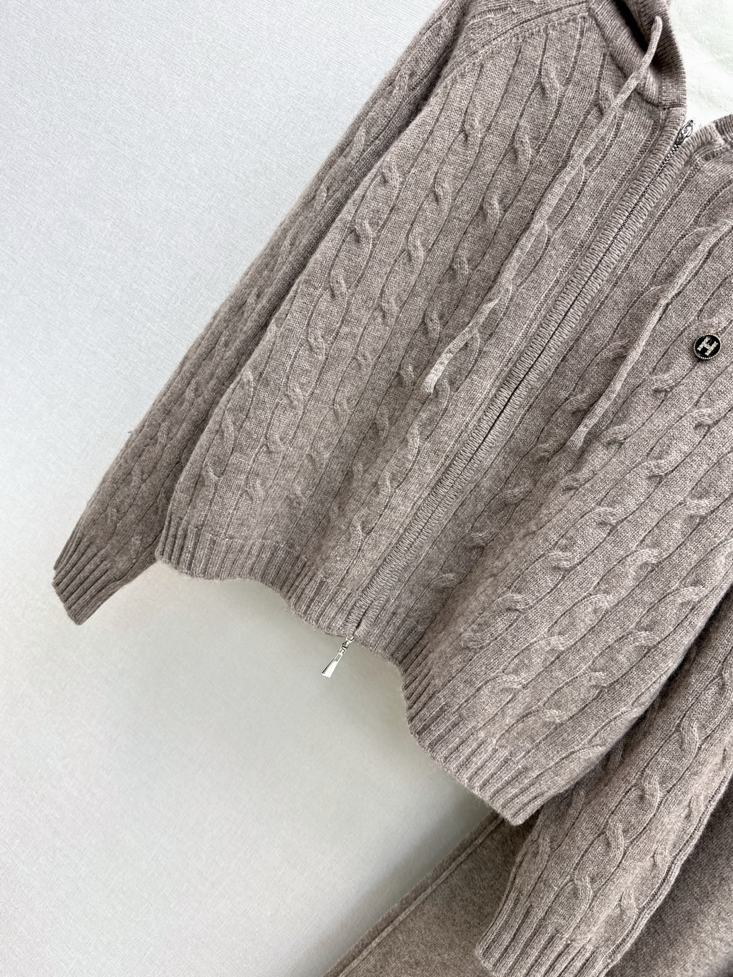 Her 26fw wool jacket pants sets