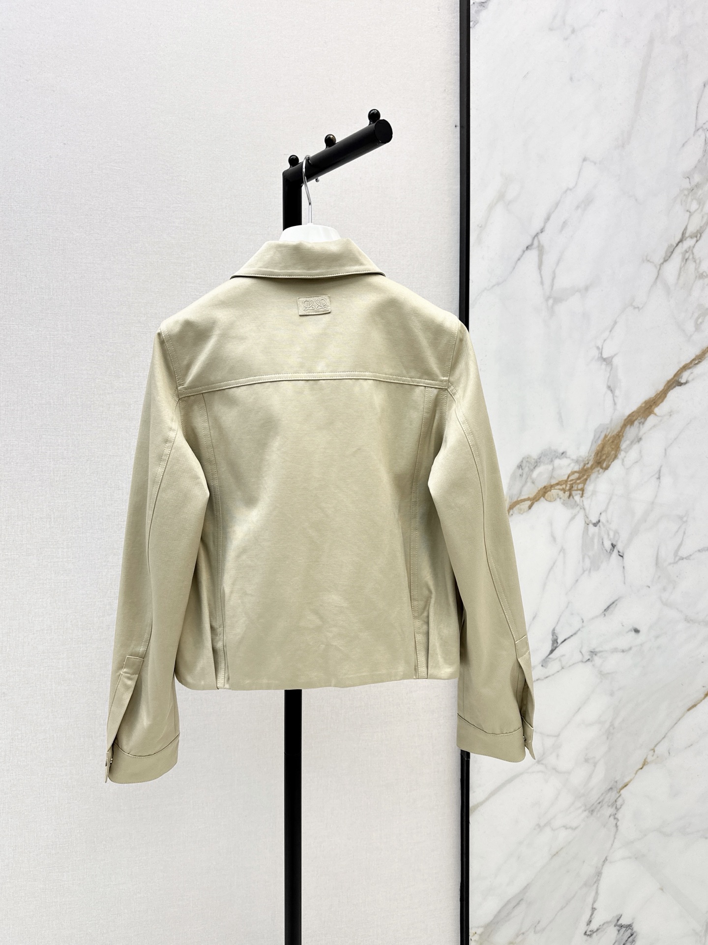 Loe 26fw cropped jacket