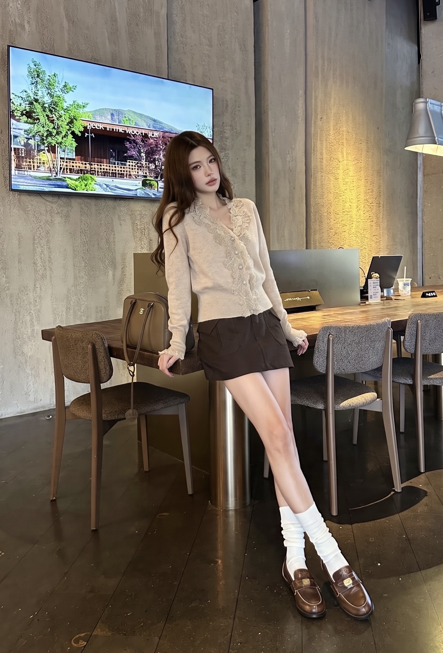 Miu 26fw lace contract knit cardigan