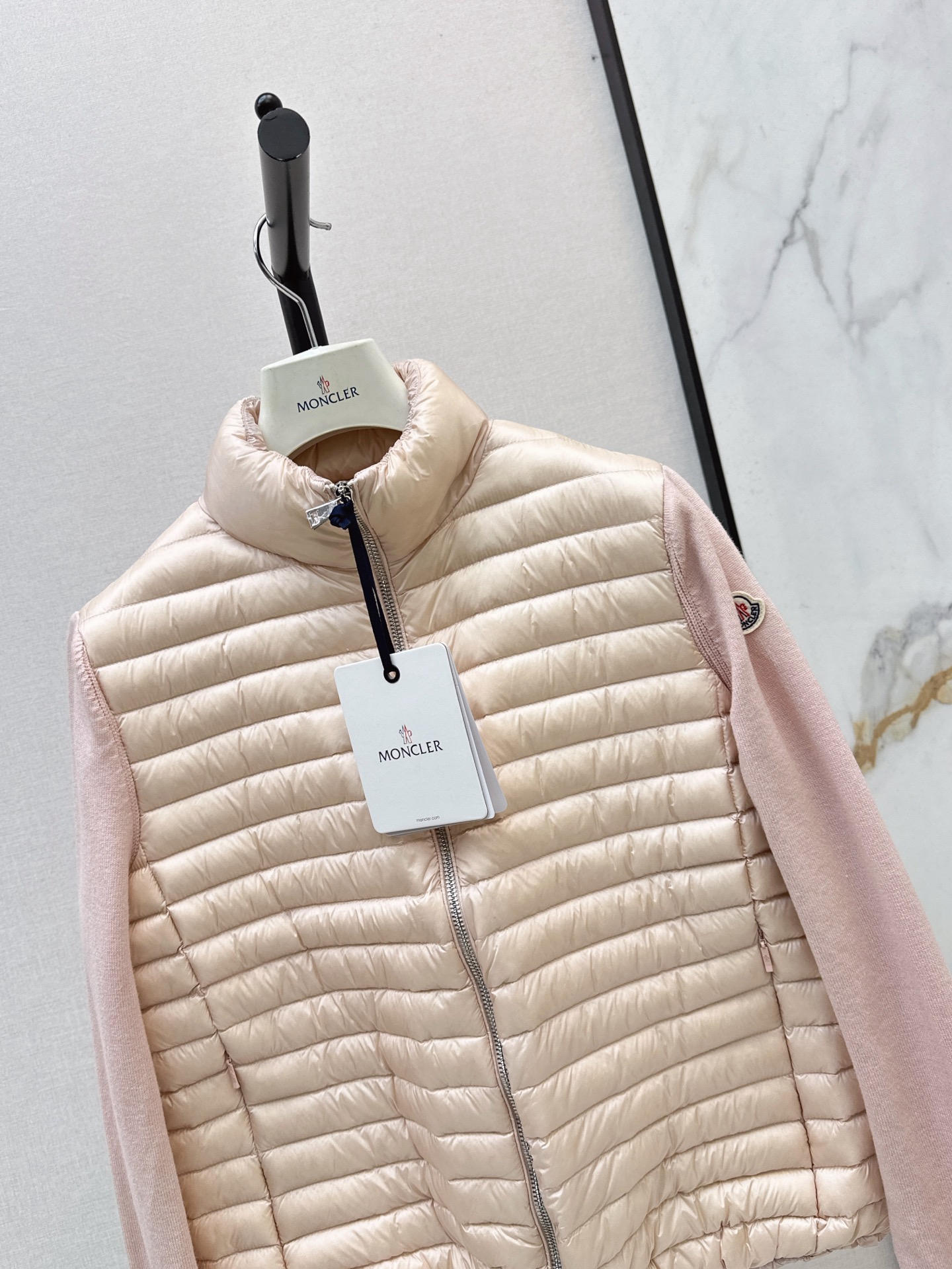 Monc 26fw cropped down jacket