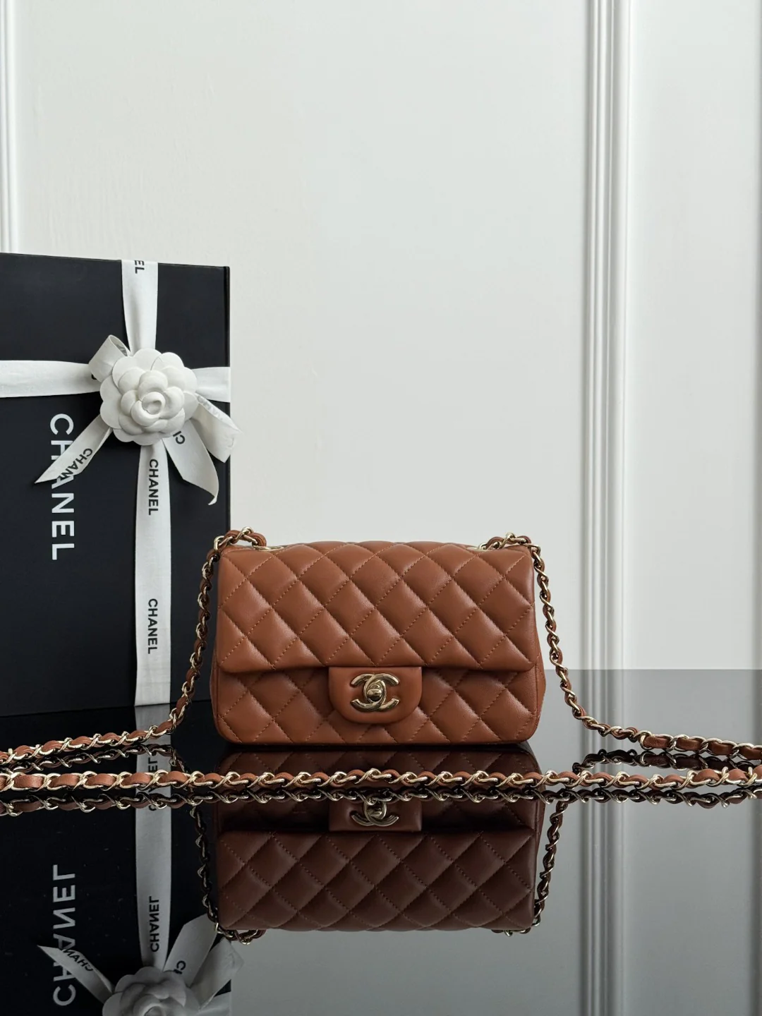 Chan cf20 chain shoulder bag