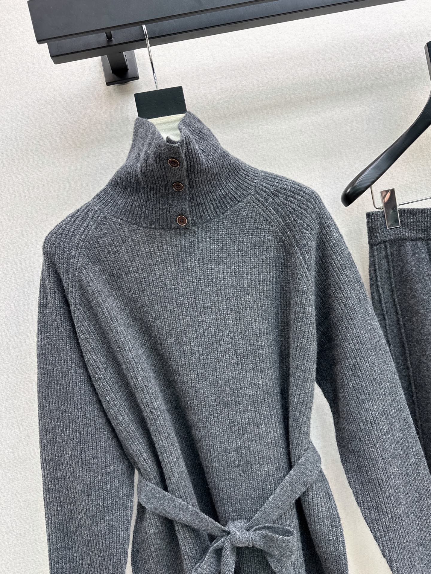 Her 26fw wool sweater pants sets