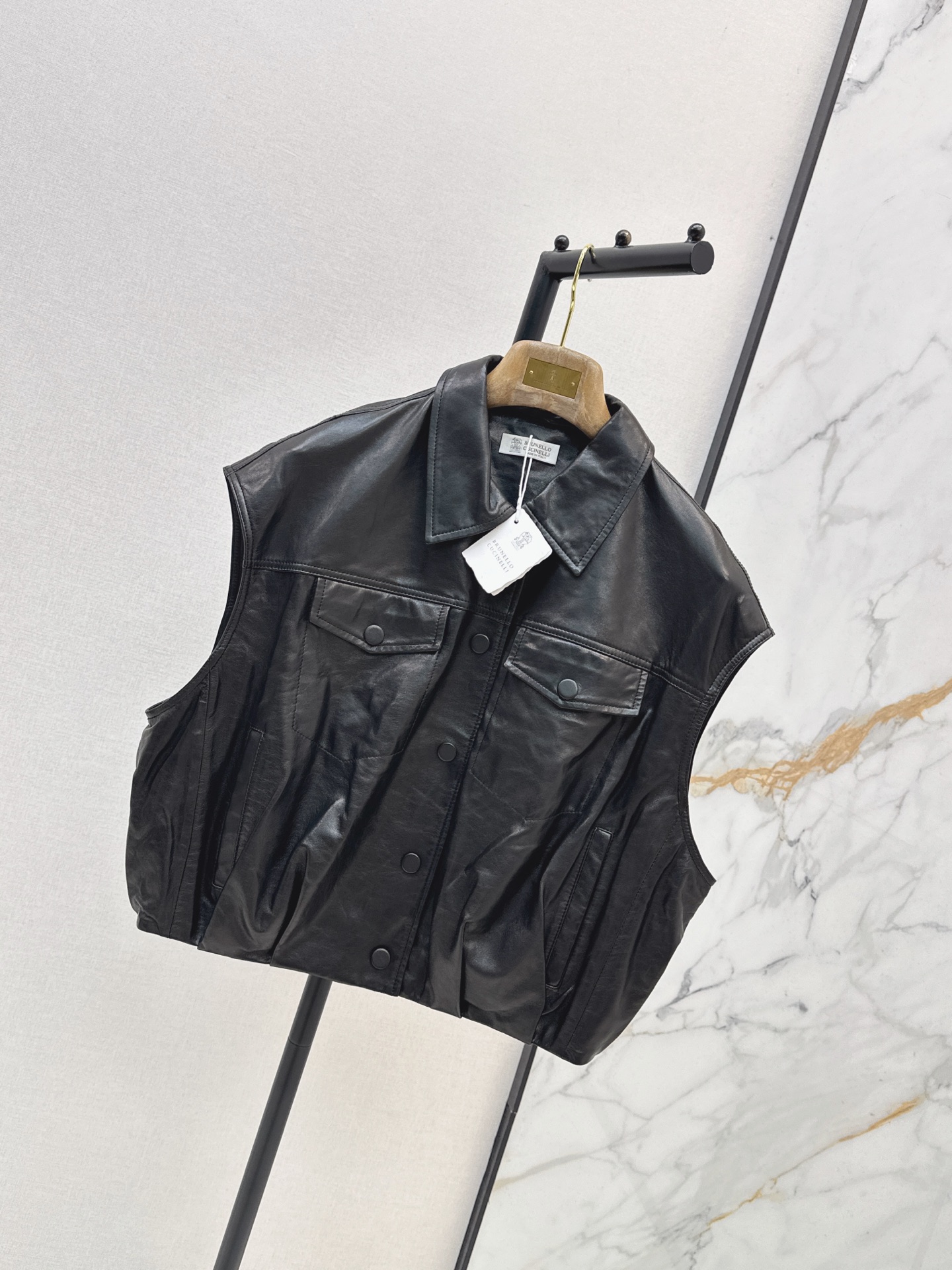 Brun 26fw leather vest jacket