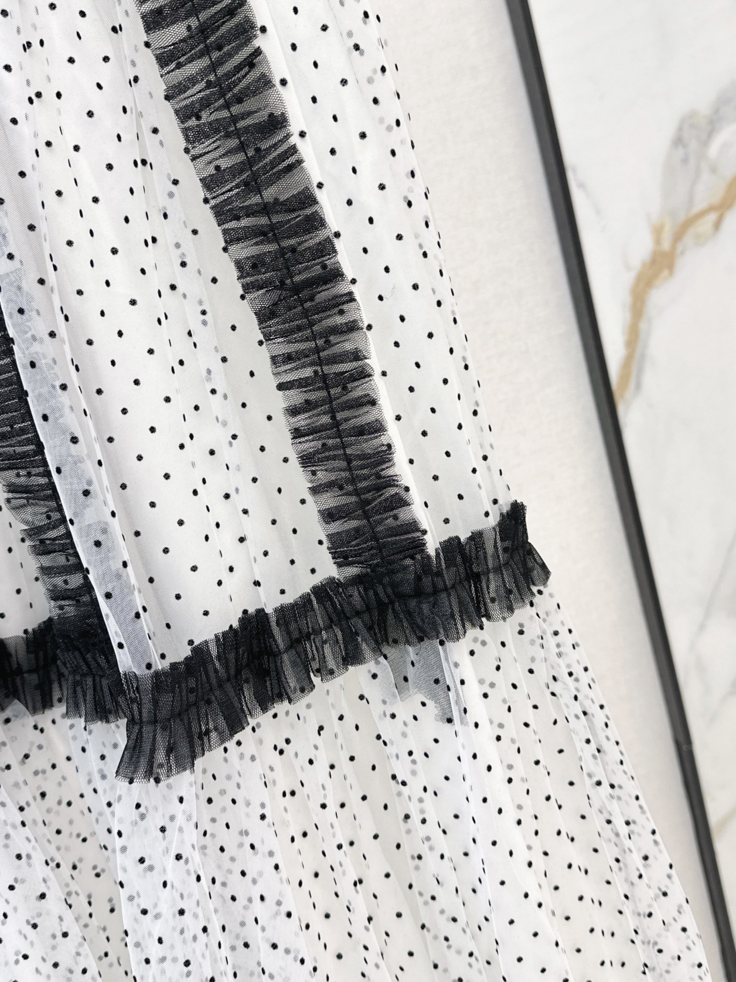 CD 26fw pokla dots mesh skirt