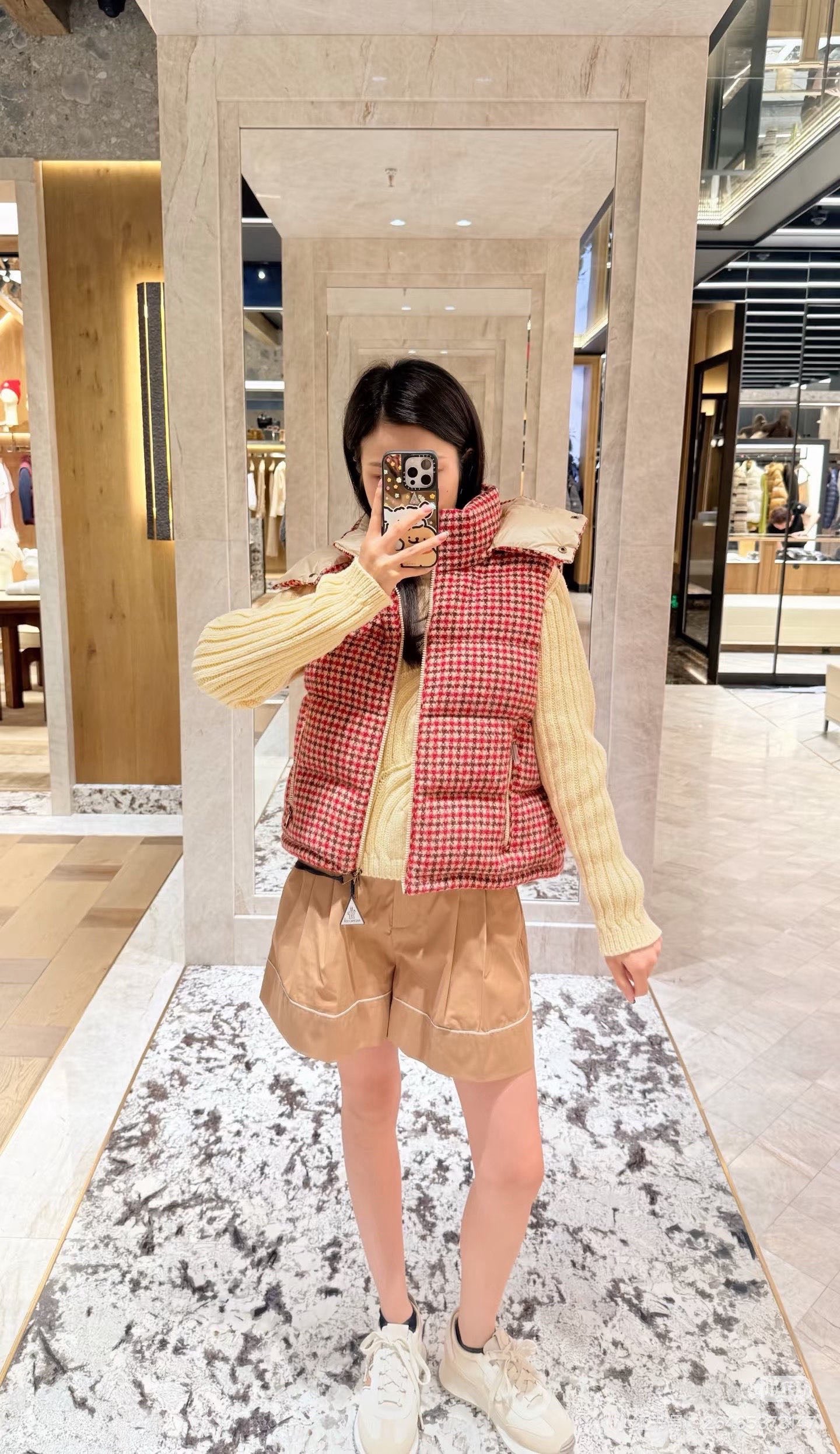 Monc 26fw houndstooth down vest