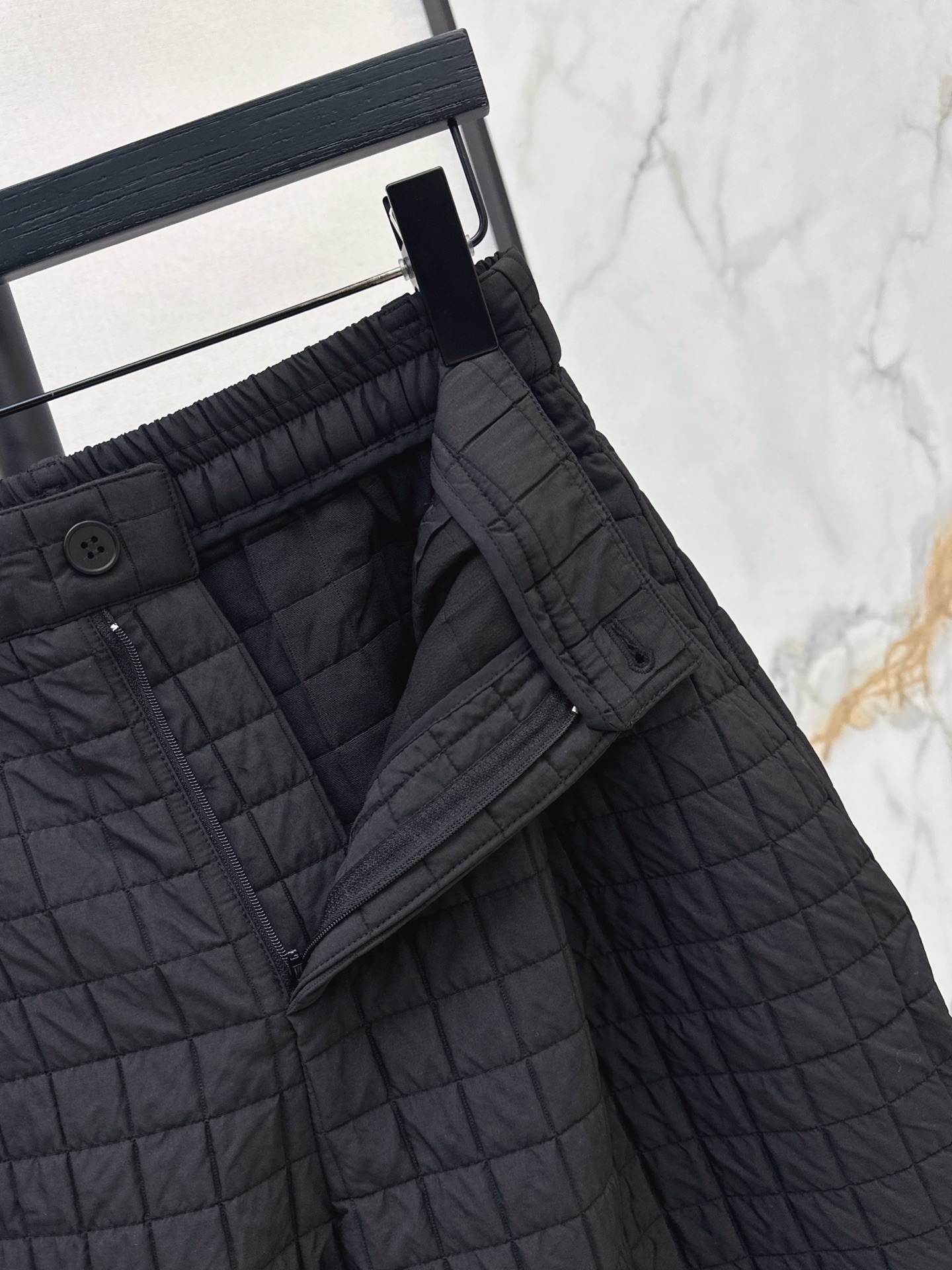 Brun 26fw cropped padded pants