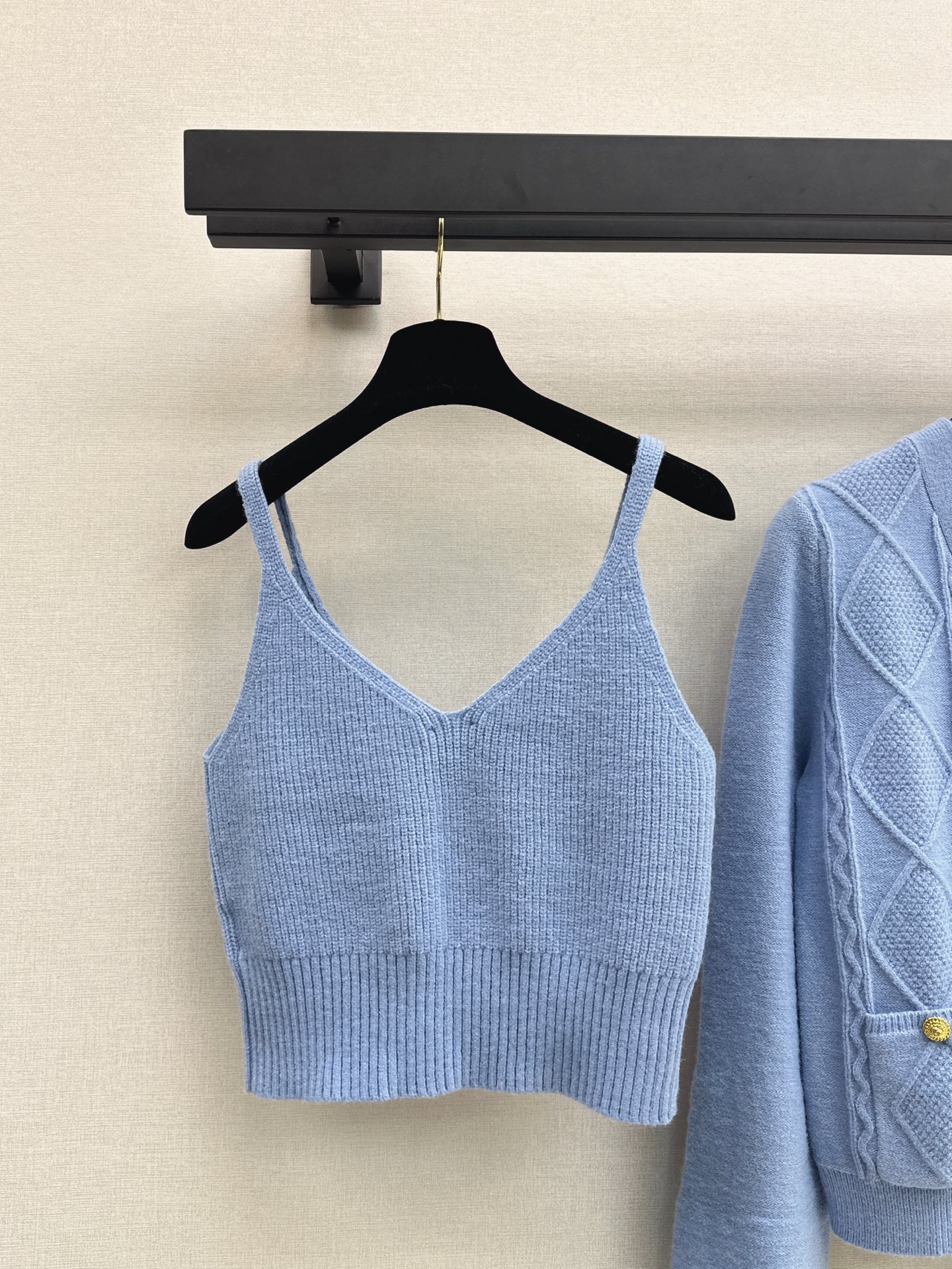 Chan 26fw cable knit camisole cardigan sets