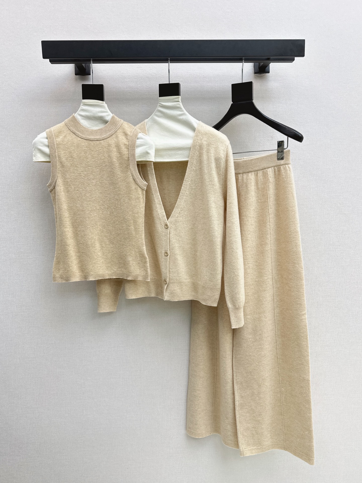 Brun 26fw knit vest cardigan pants sets