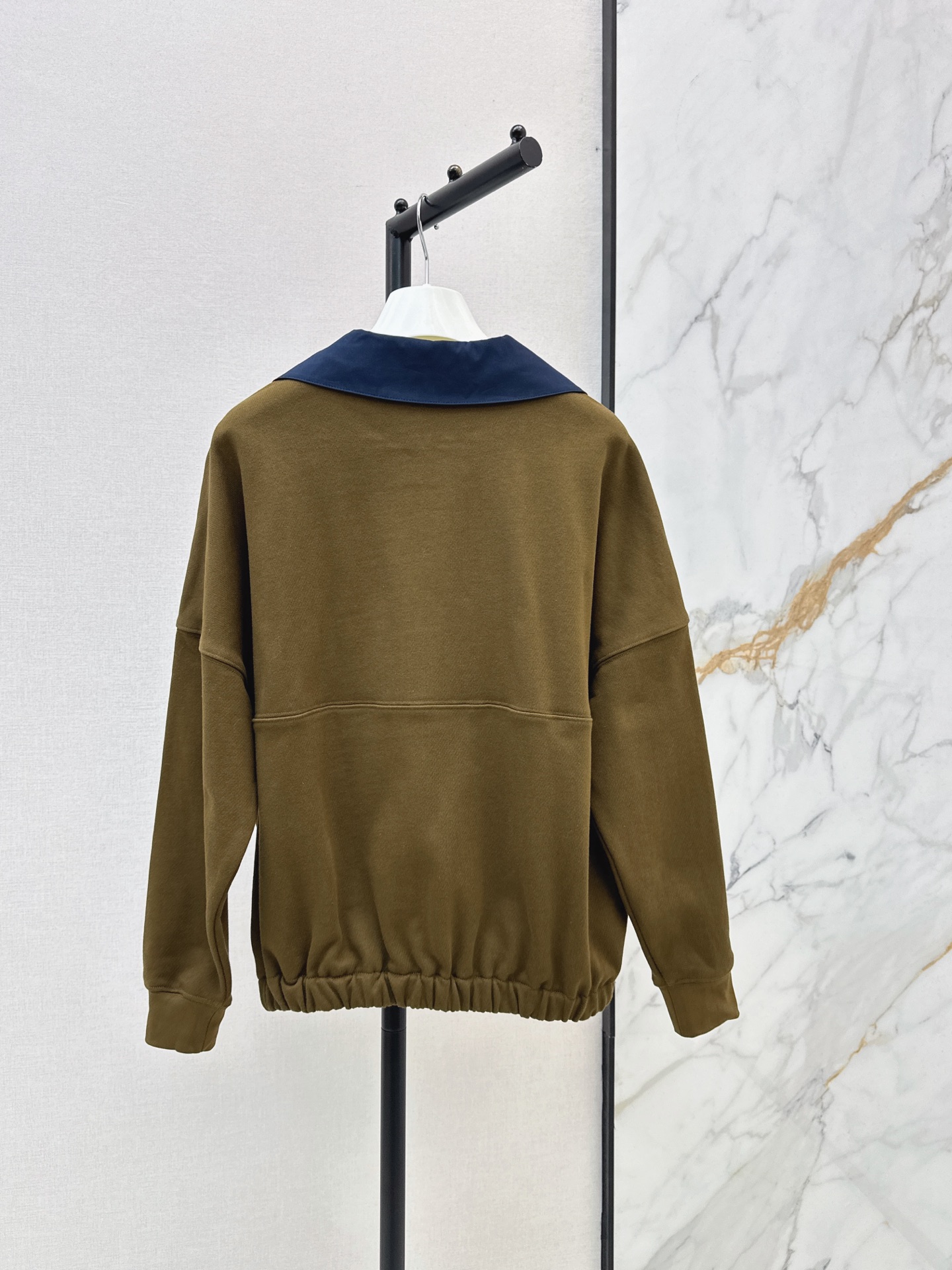 Loe 26fw drawstring sweatshirt