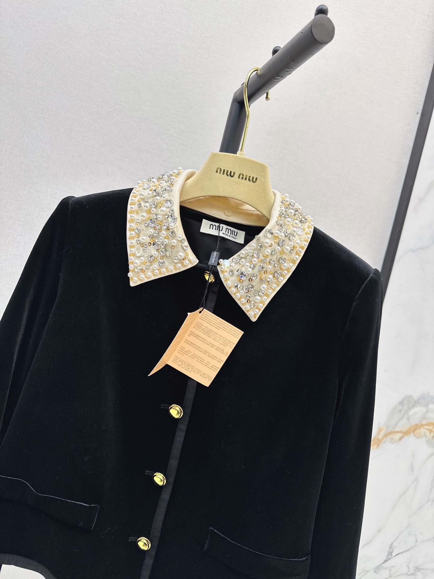 Miu 26fw cropped beading velvet jacket