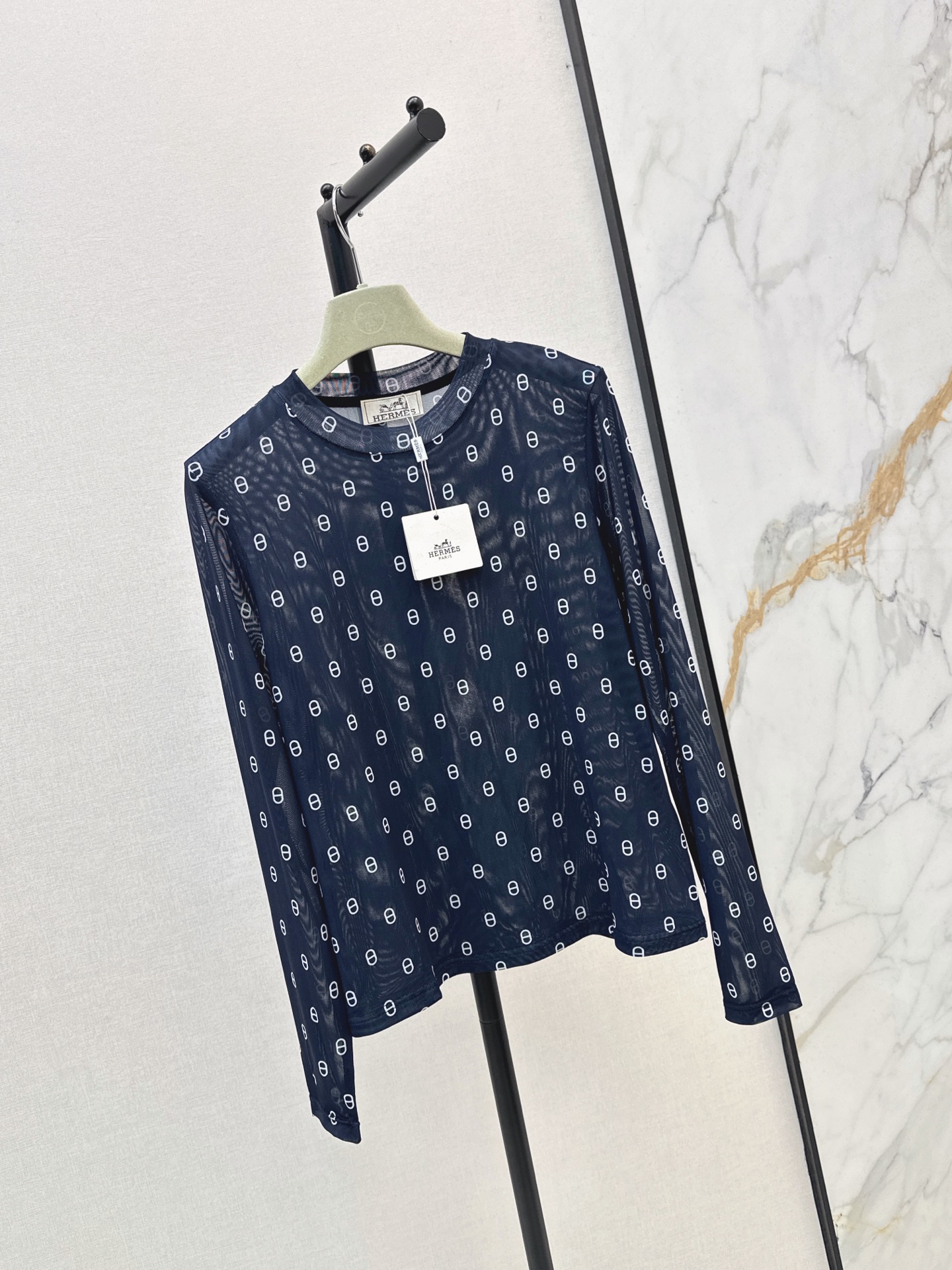 Her 26fw print mesh basic tee