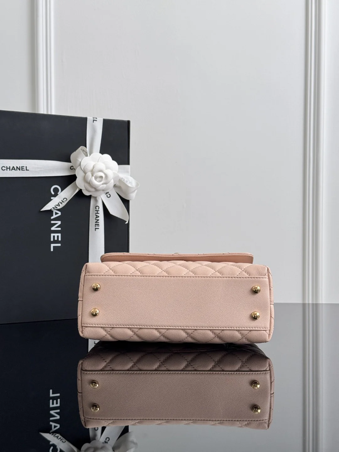Chan 26ss coco handle shoulder bag