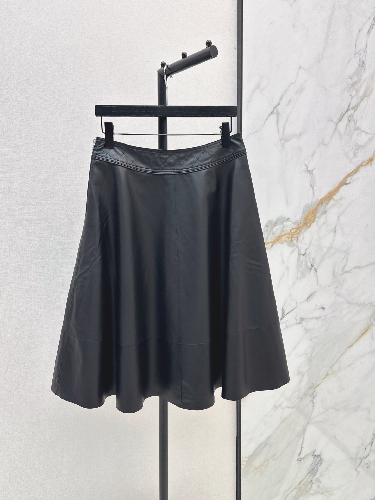 Her 26fw leather pleated skirt