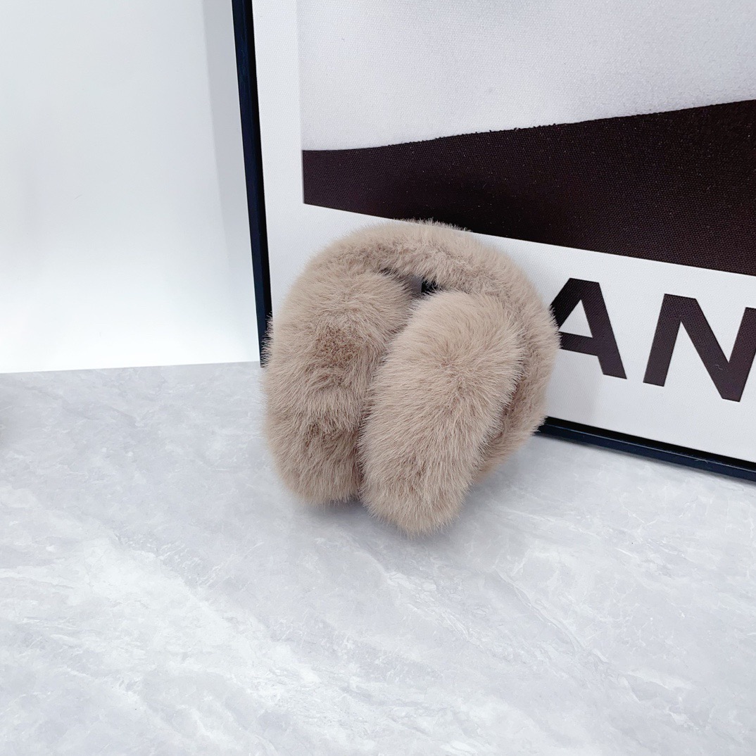 CD 26fw fluffy fur-look earmuffs