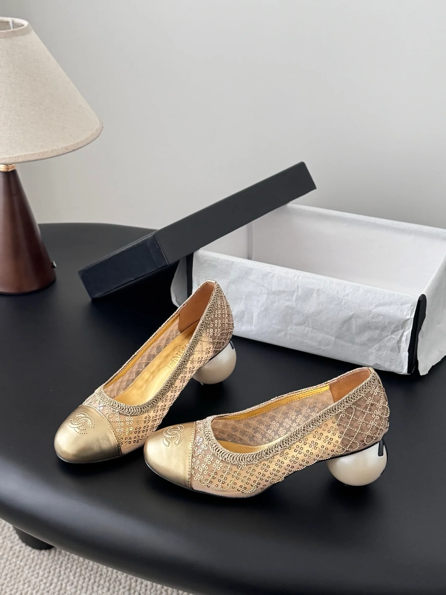 Chan 26ss pearl mary jane chunky heel