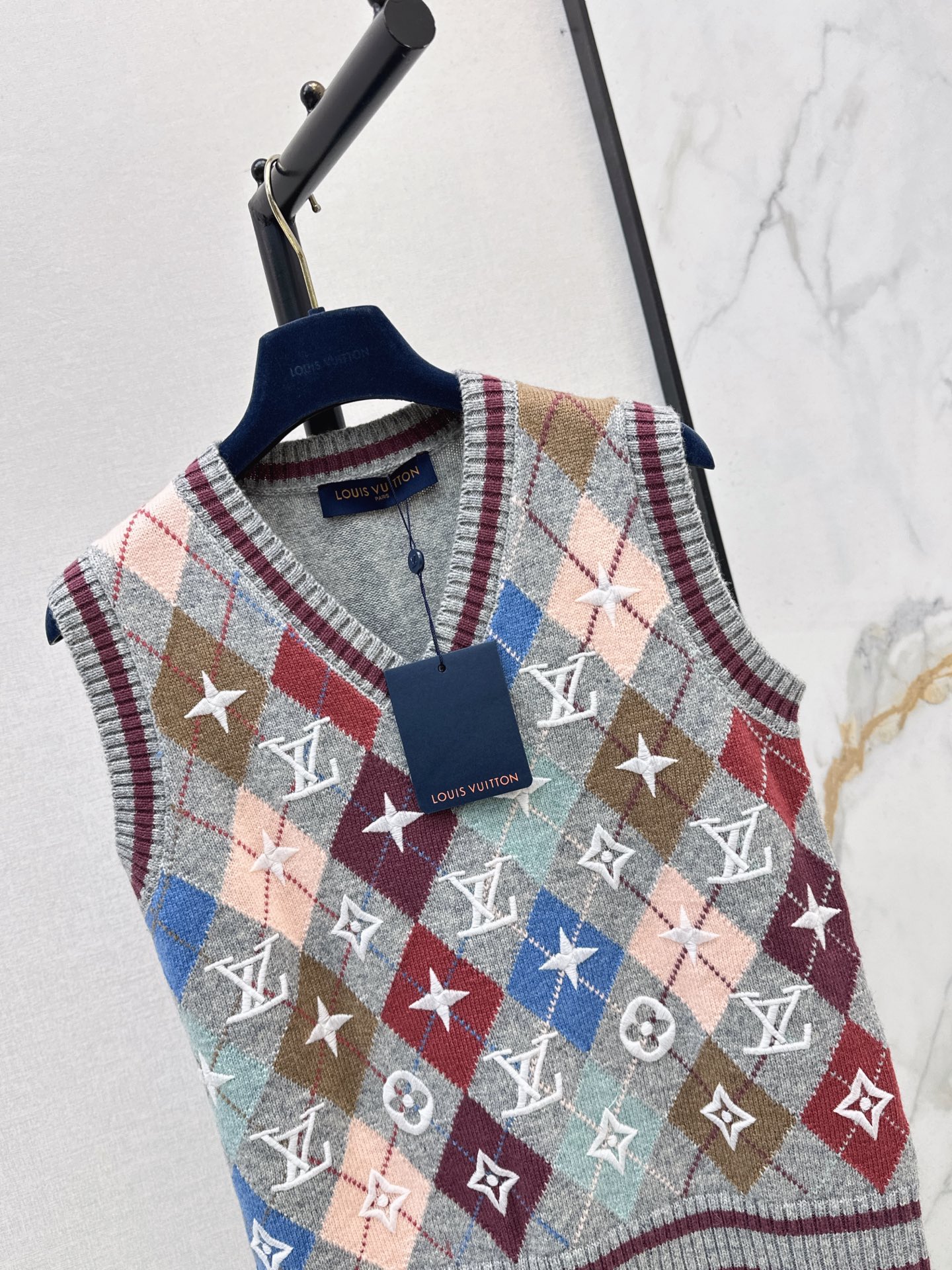 Loui 26fw jacquard knit vest