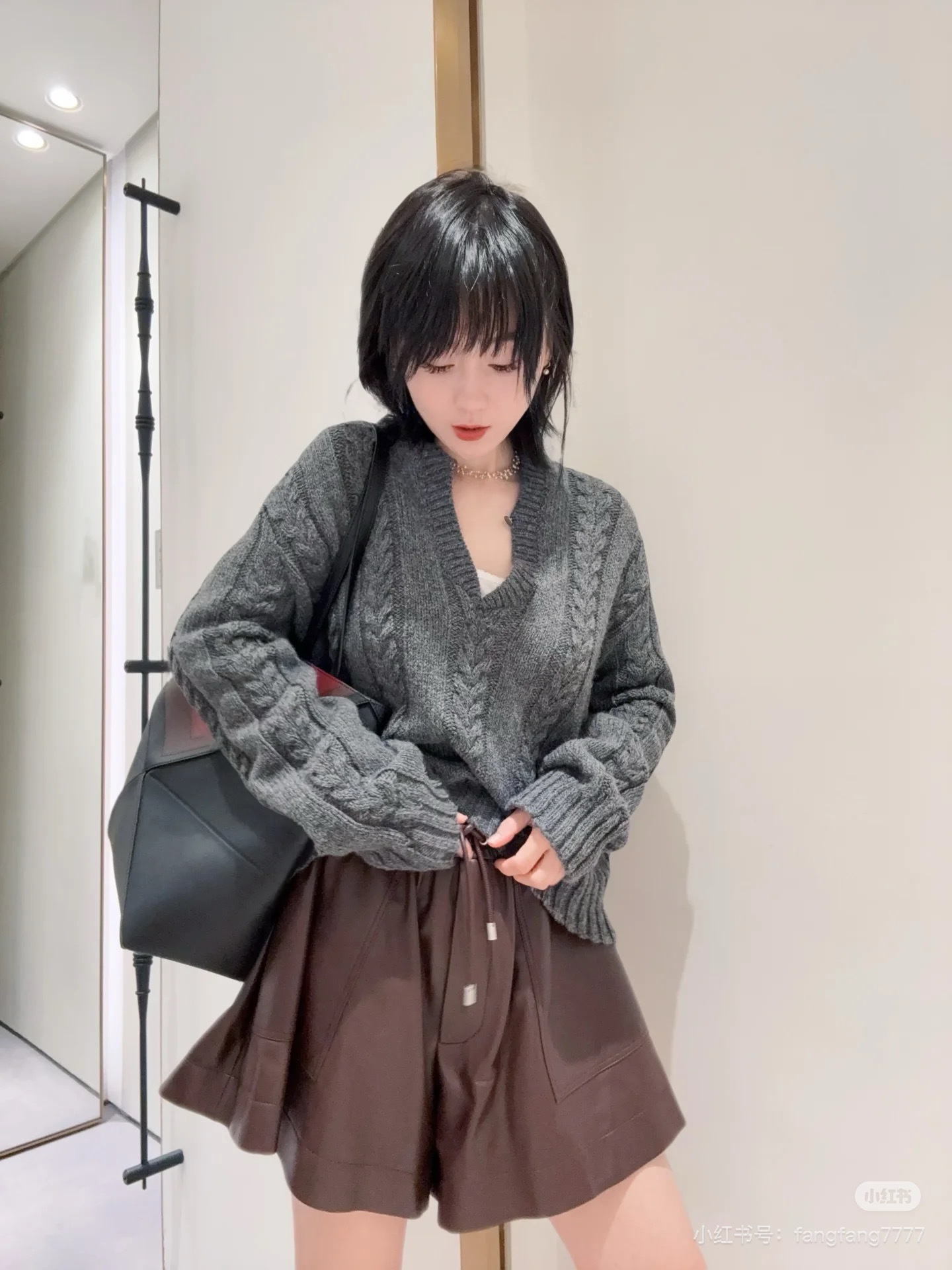 Loe 26fw cashmere sweater
