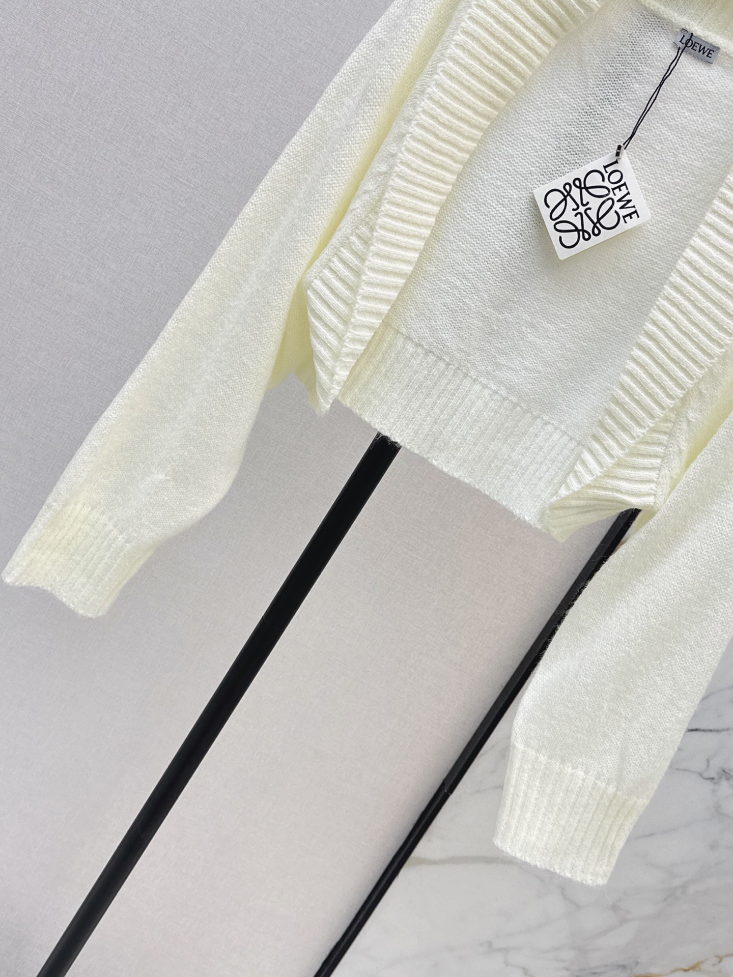 Loe 26fw cropped knit cardigan