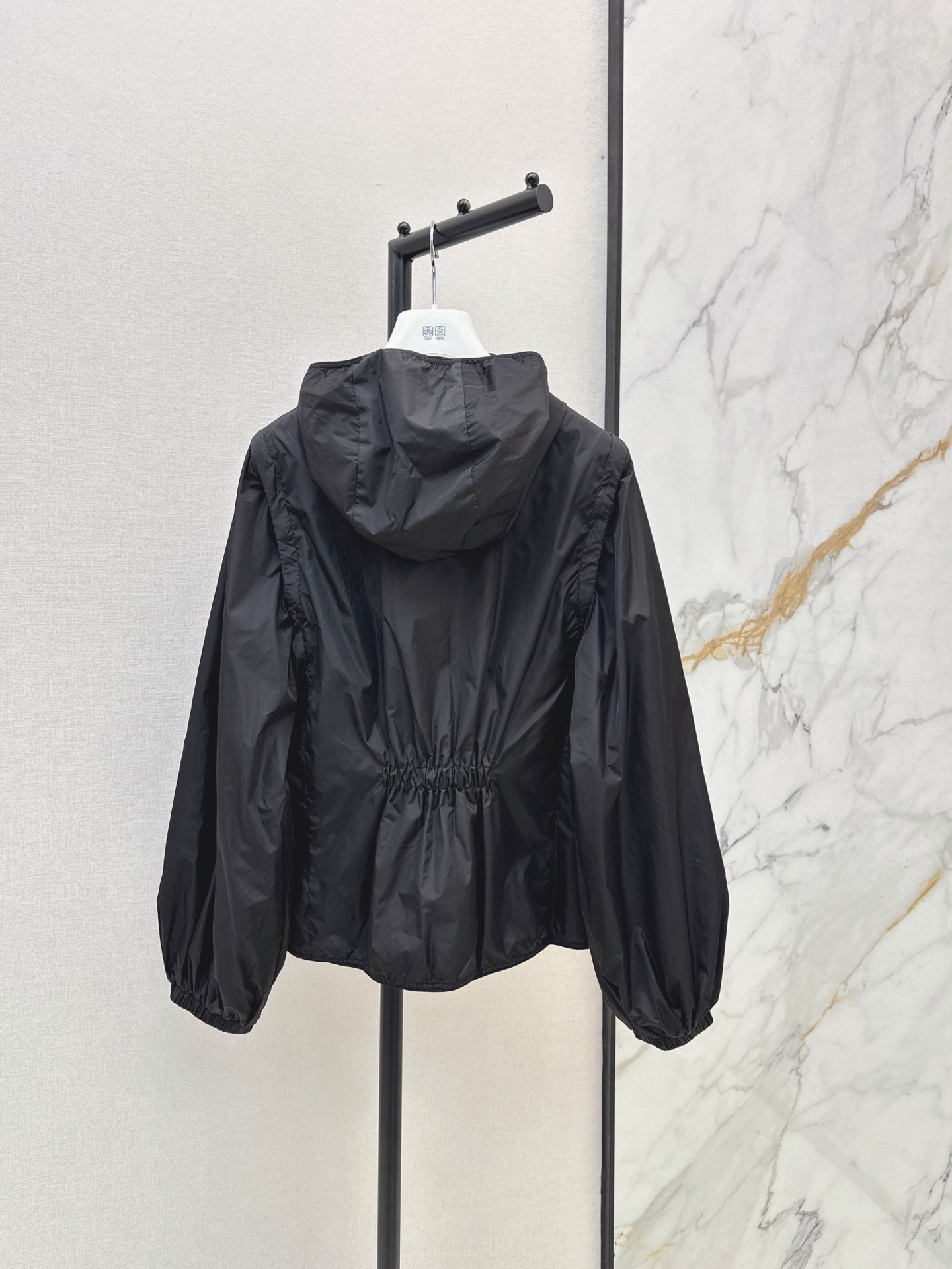 Monc 26fw detachable sleeve hooded down jacket