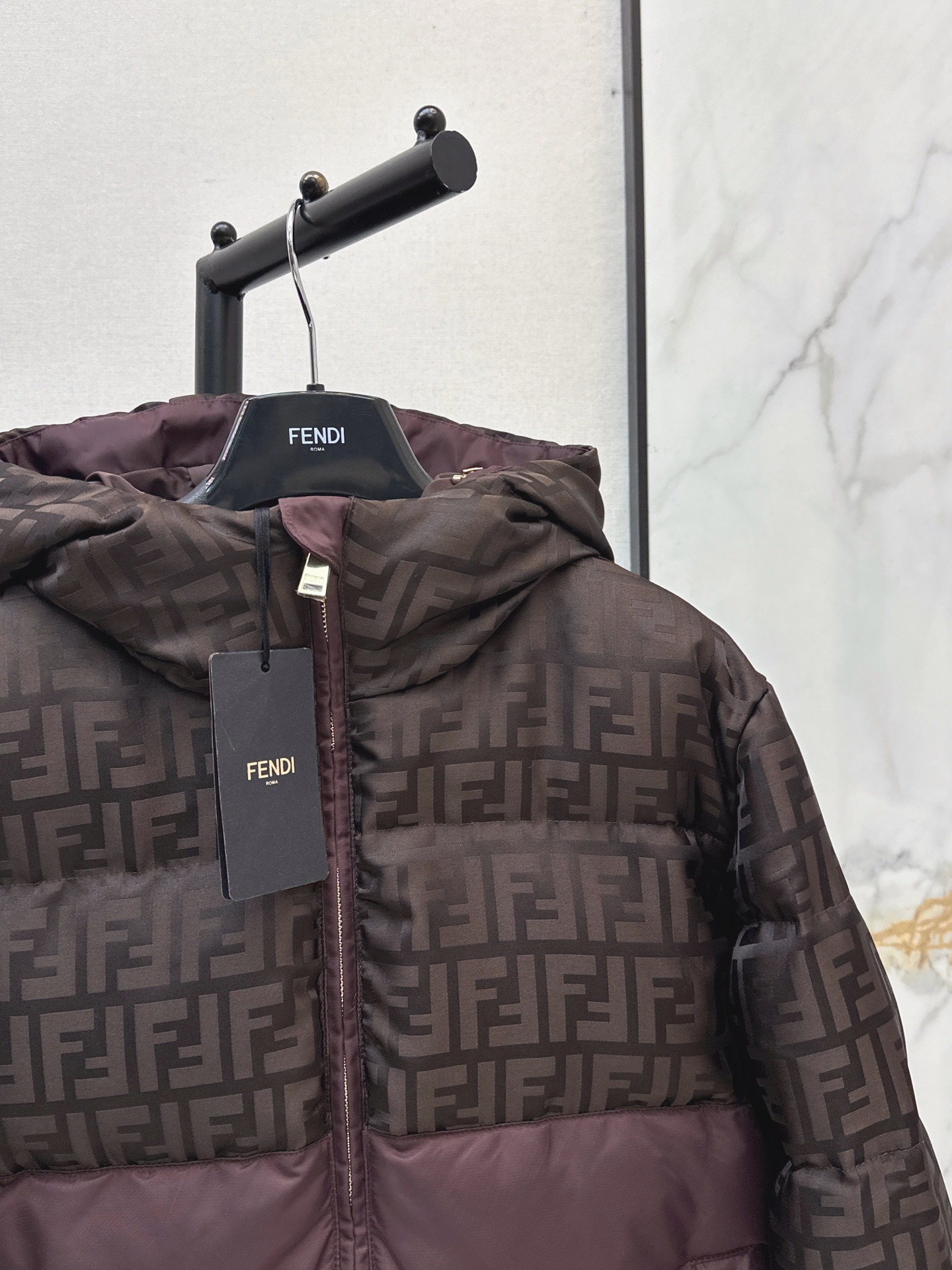 Fen 26fw jacquard hooded down jacket