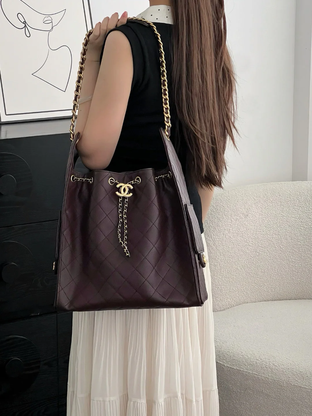 Chan 25A hobo bags