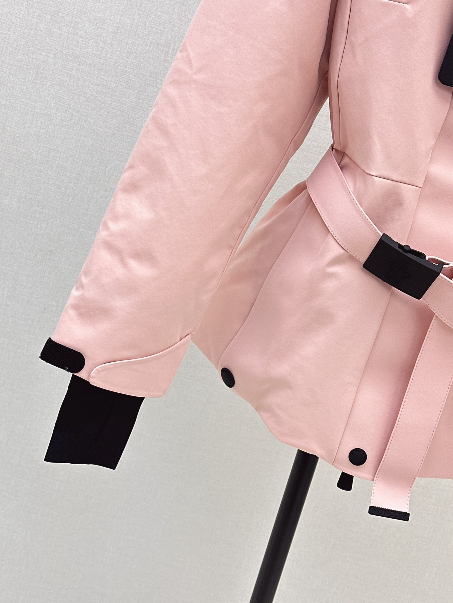 Monc 26fw hooded ski down jacket