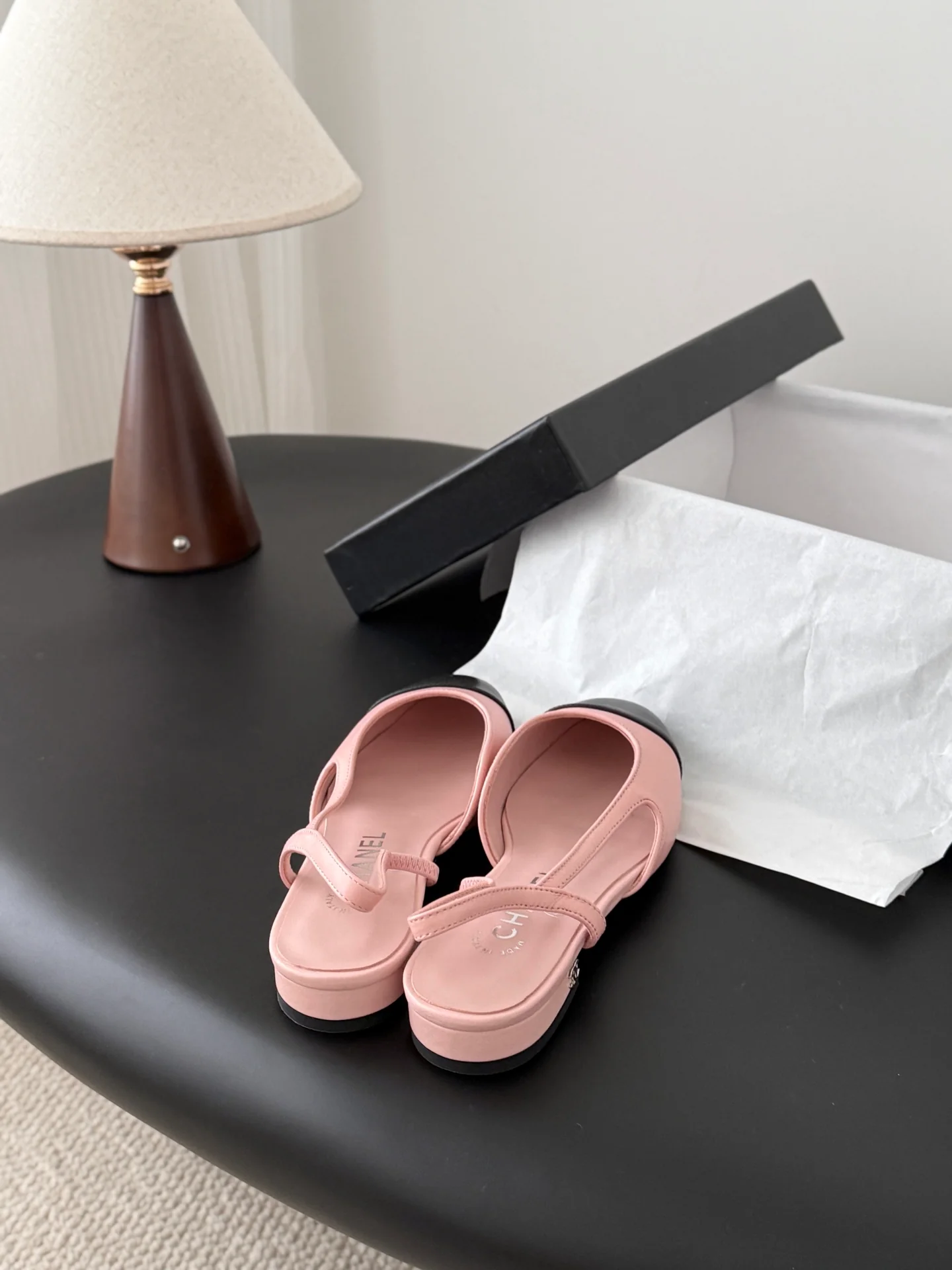 Chan 25fw slingback sandals