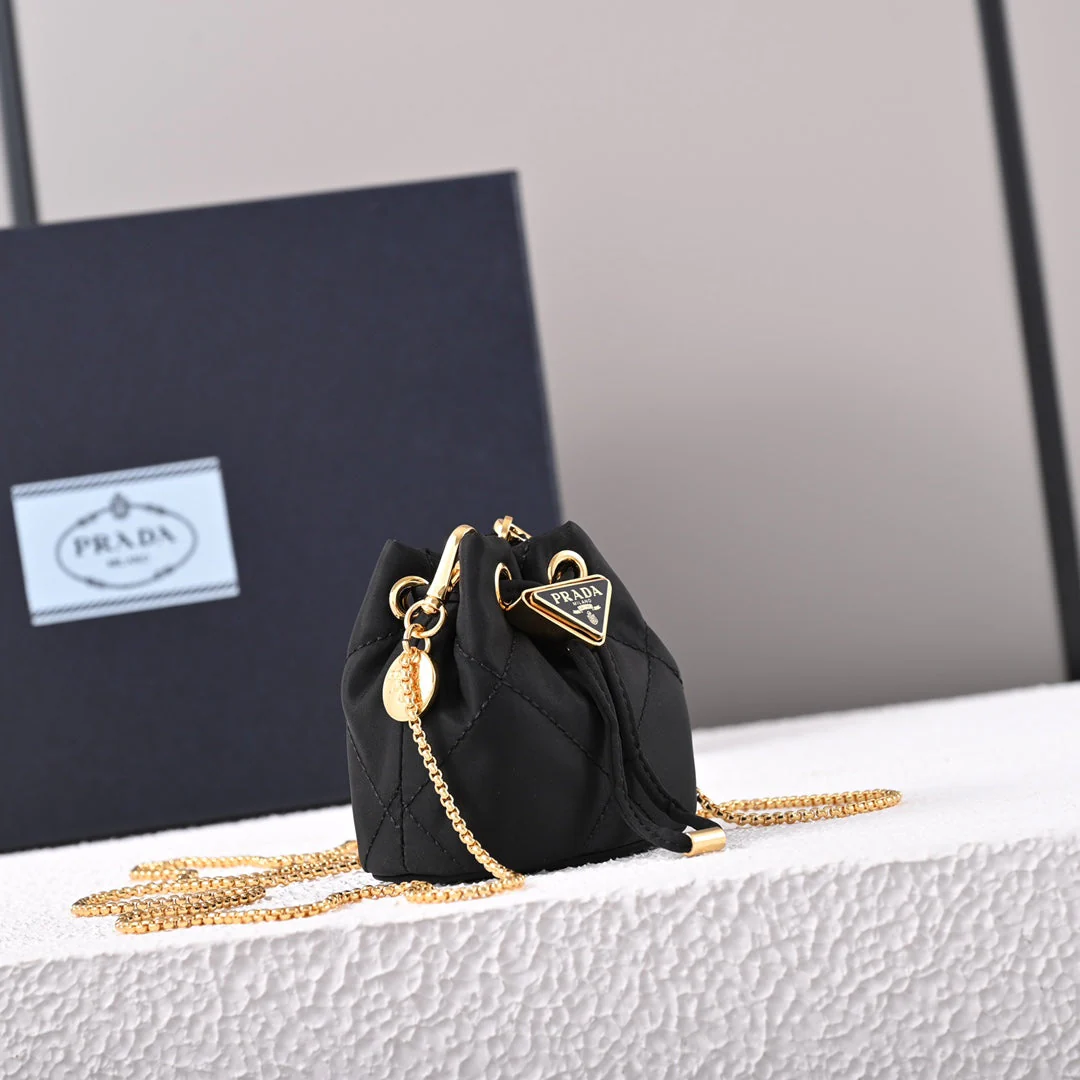 PD Re-Nylon mini-pouch