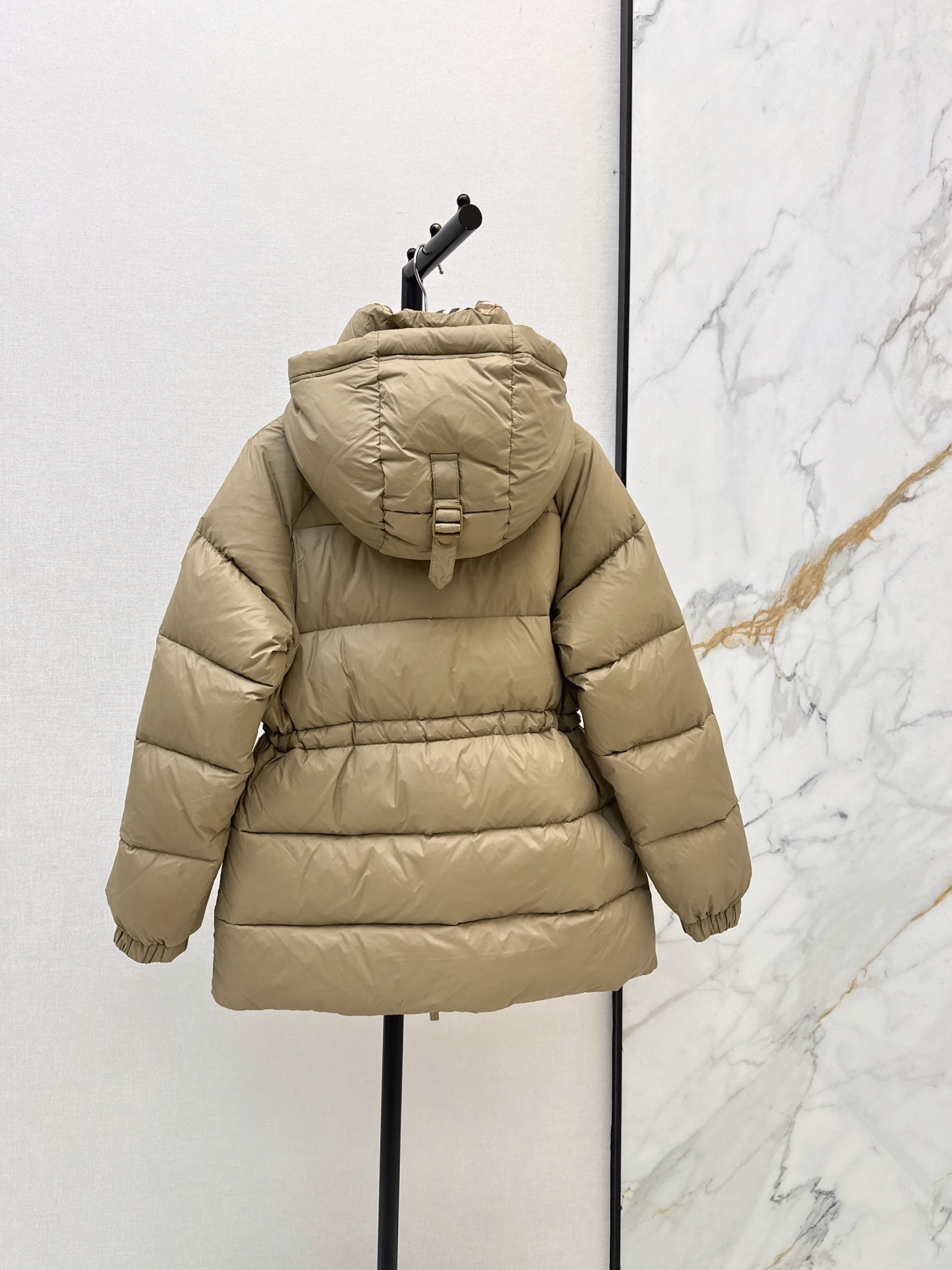 Bur 26fw hooded drawstring down jacket