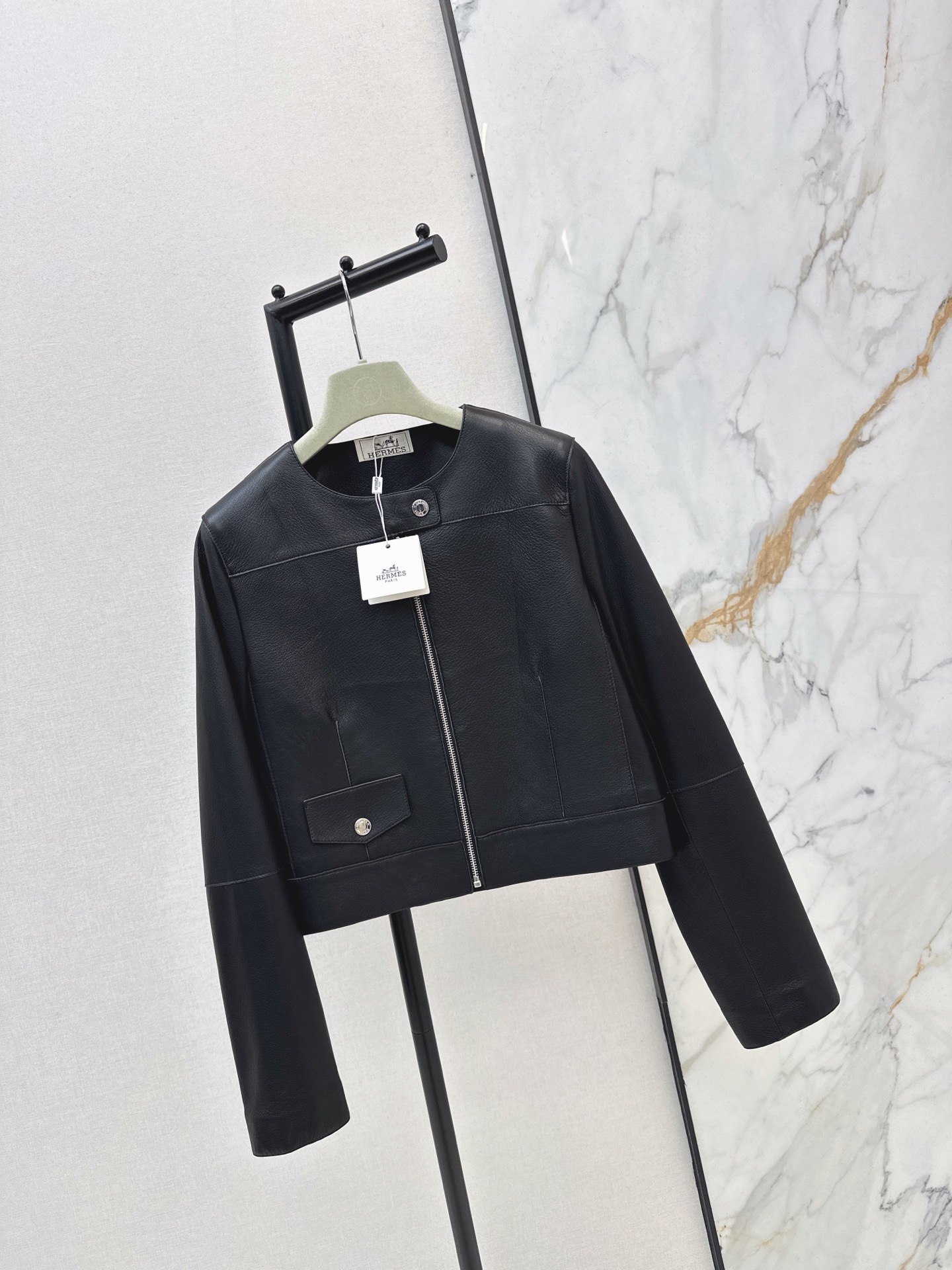 Her 26fw leather jacket