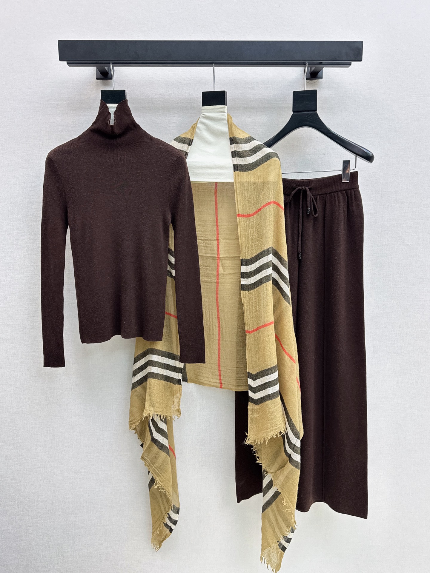 Bur 26fw knit basic tee check shawls pants set