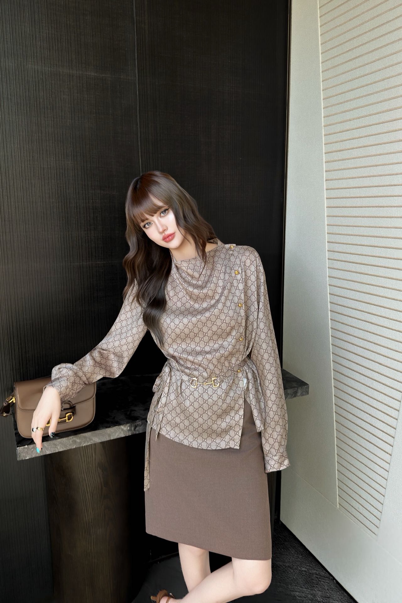 Guc 26fw print belted shirt