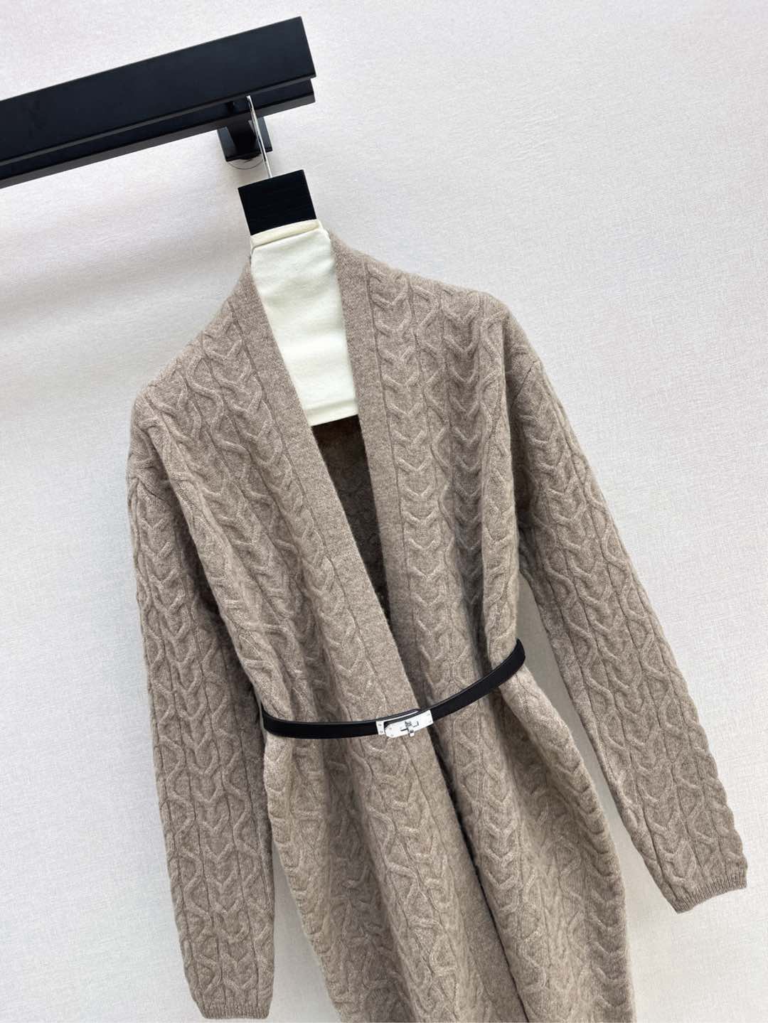 Her 26fw belted cardigan