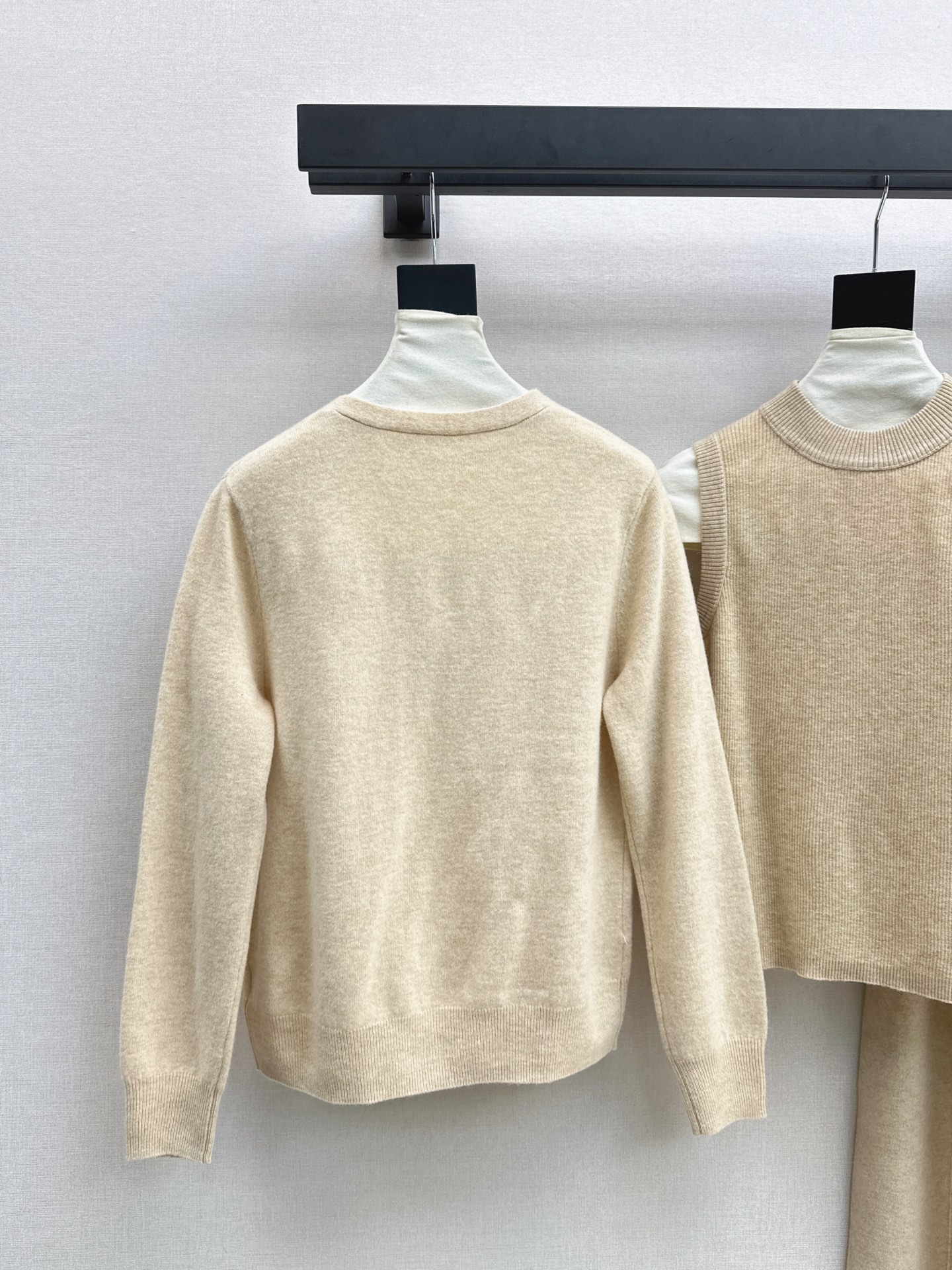 Brun 26fw knit vest cardigan pants sets