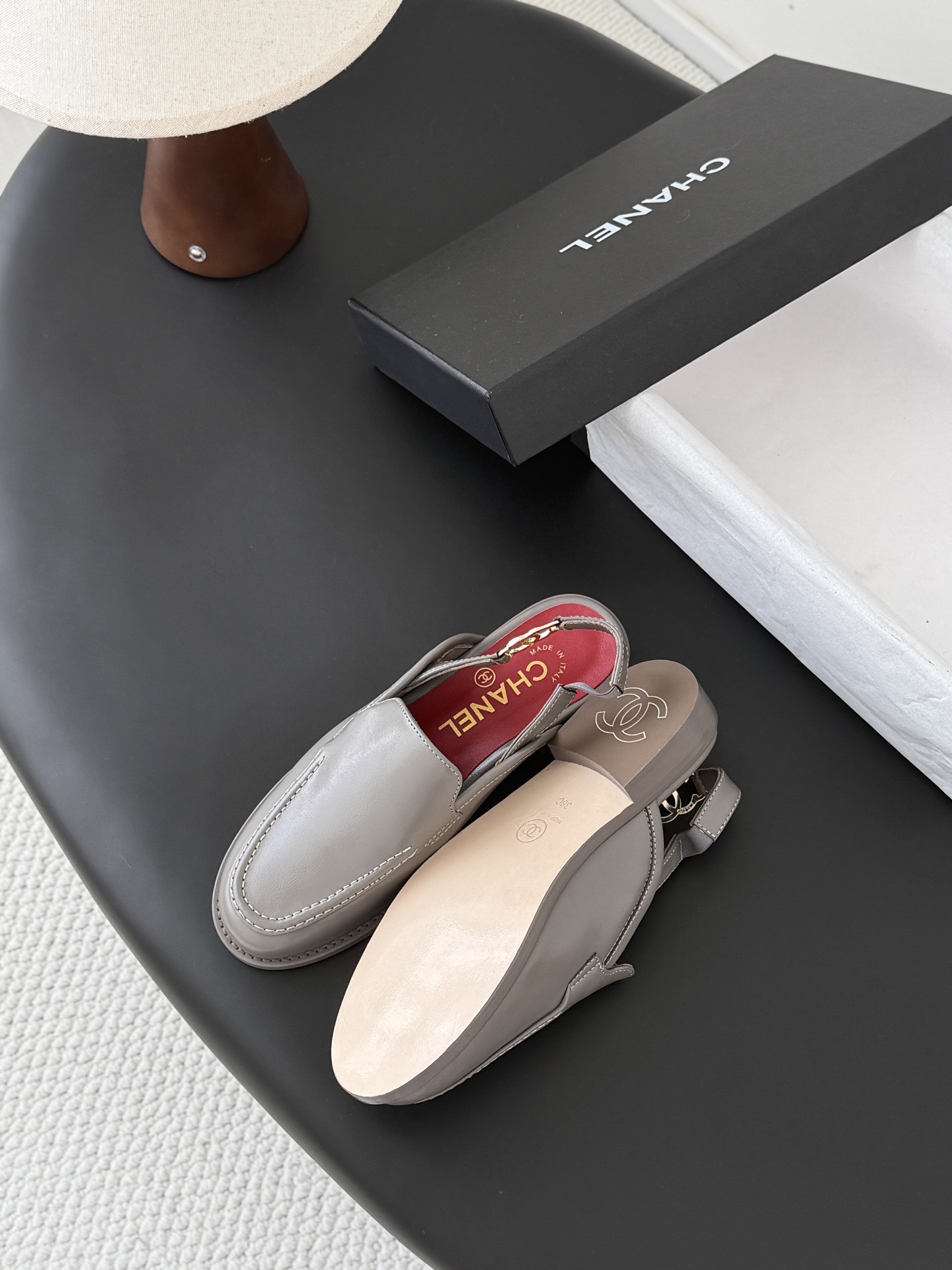 Chan 26ss slingback loafers