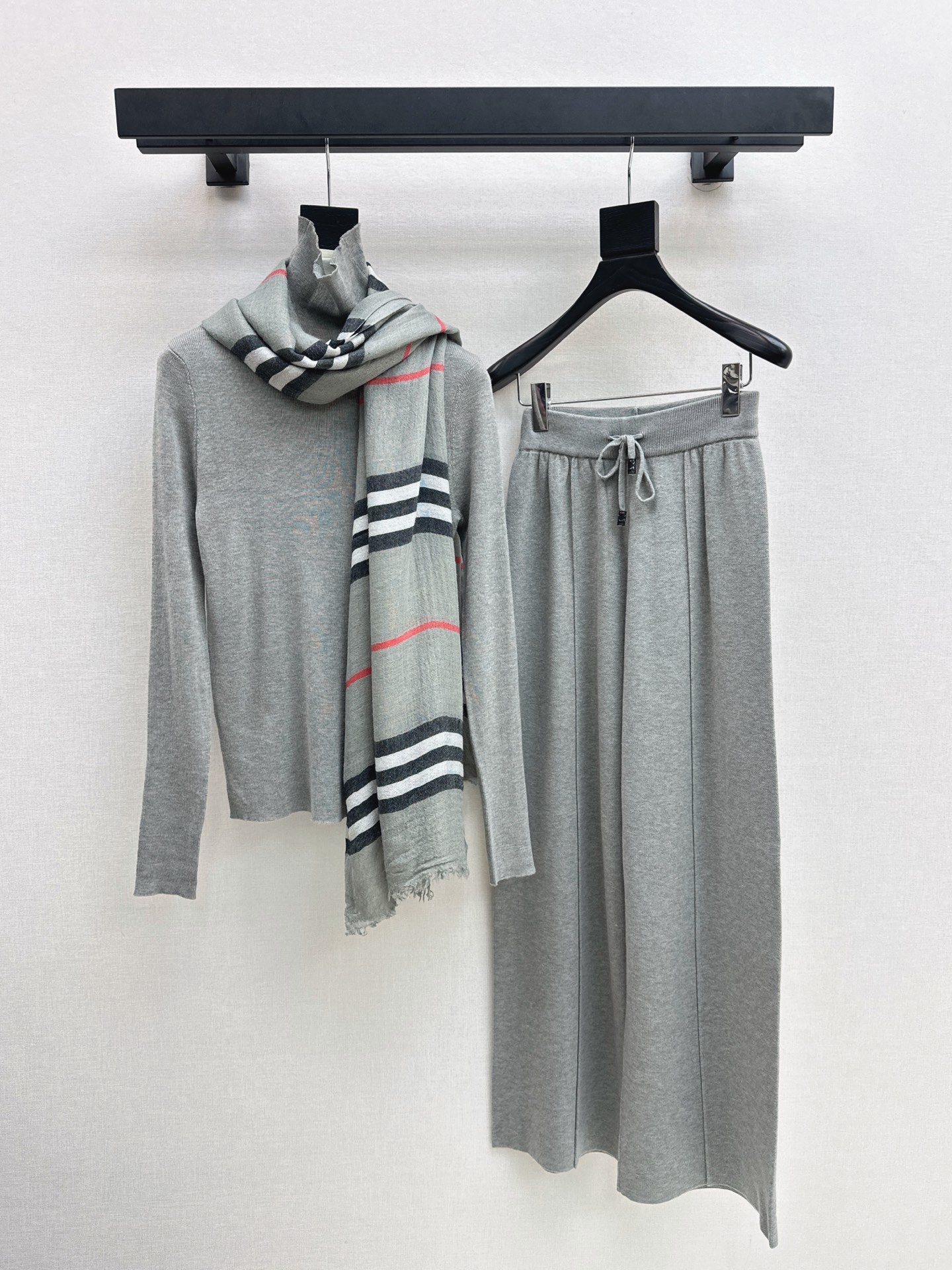Bur 26fw knit basic tee check shawls pants set