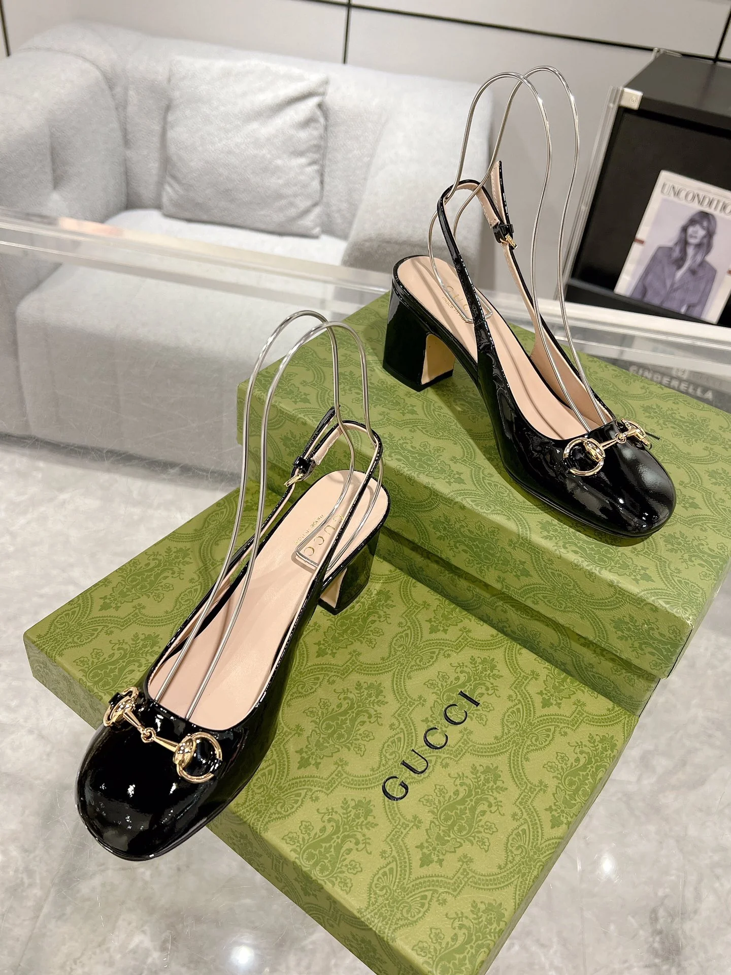 Gucc 26ss slingback chunky heel