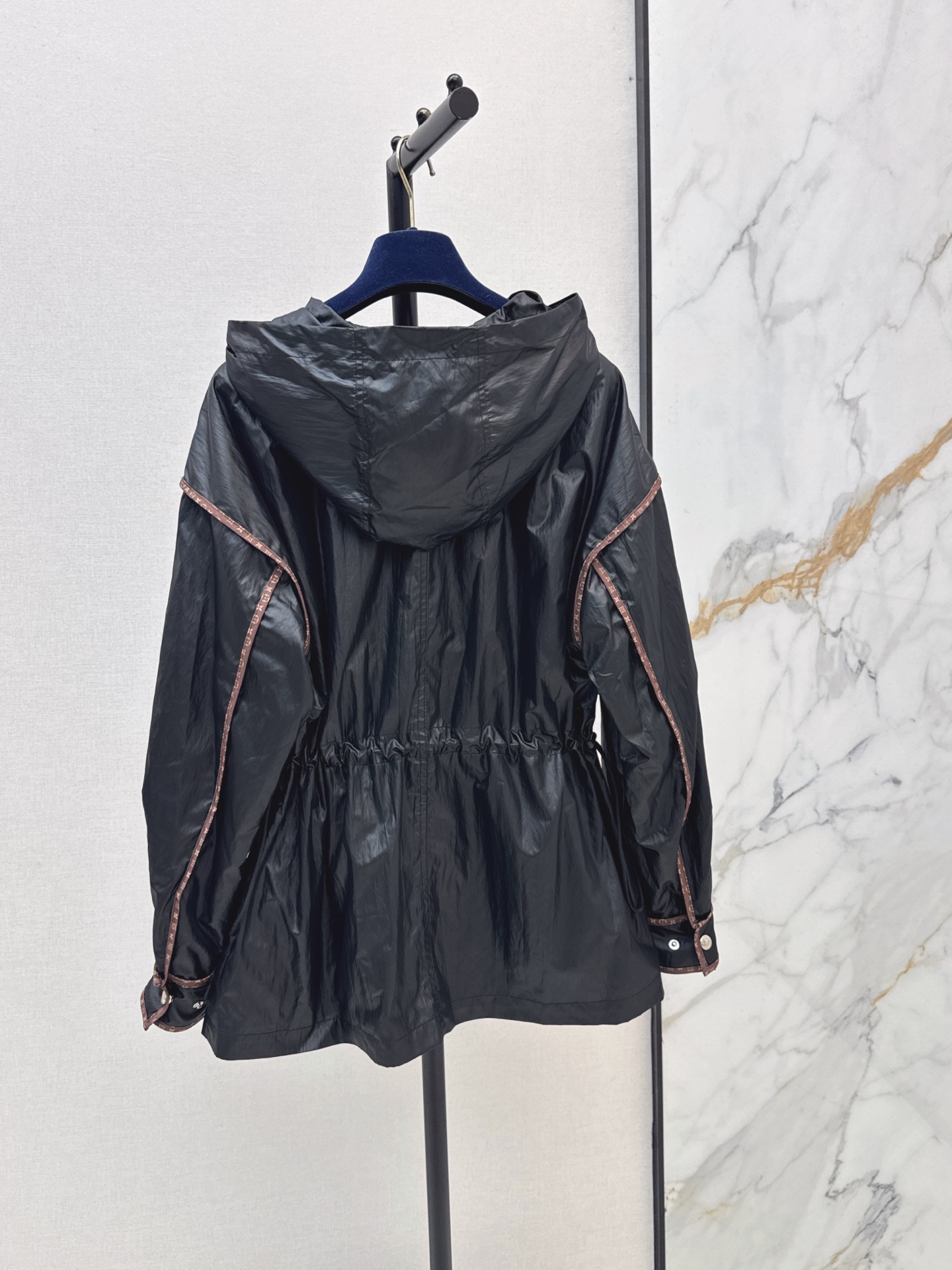 Loui 26fw hooded jacket